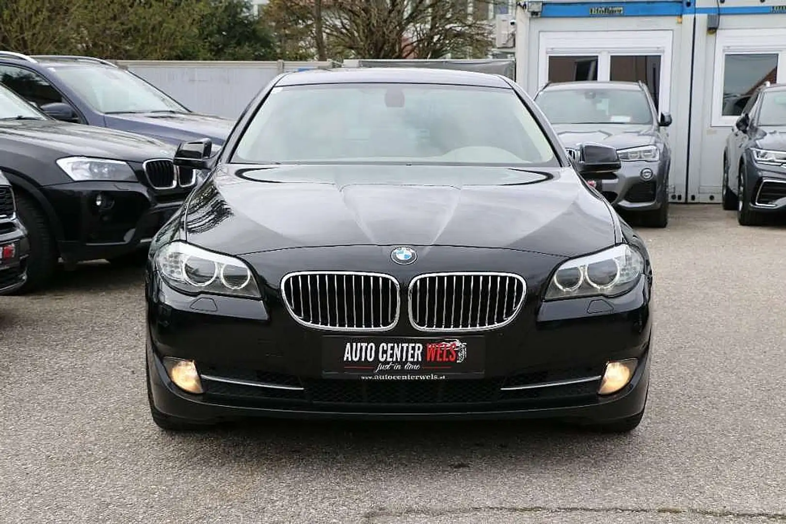 BMW 525 d xDrive Österreich-Paket Aut. Noir - 2