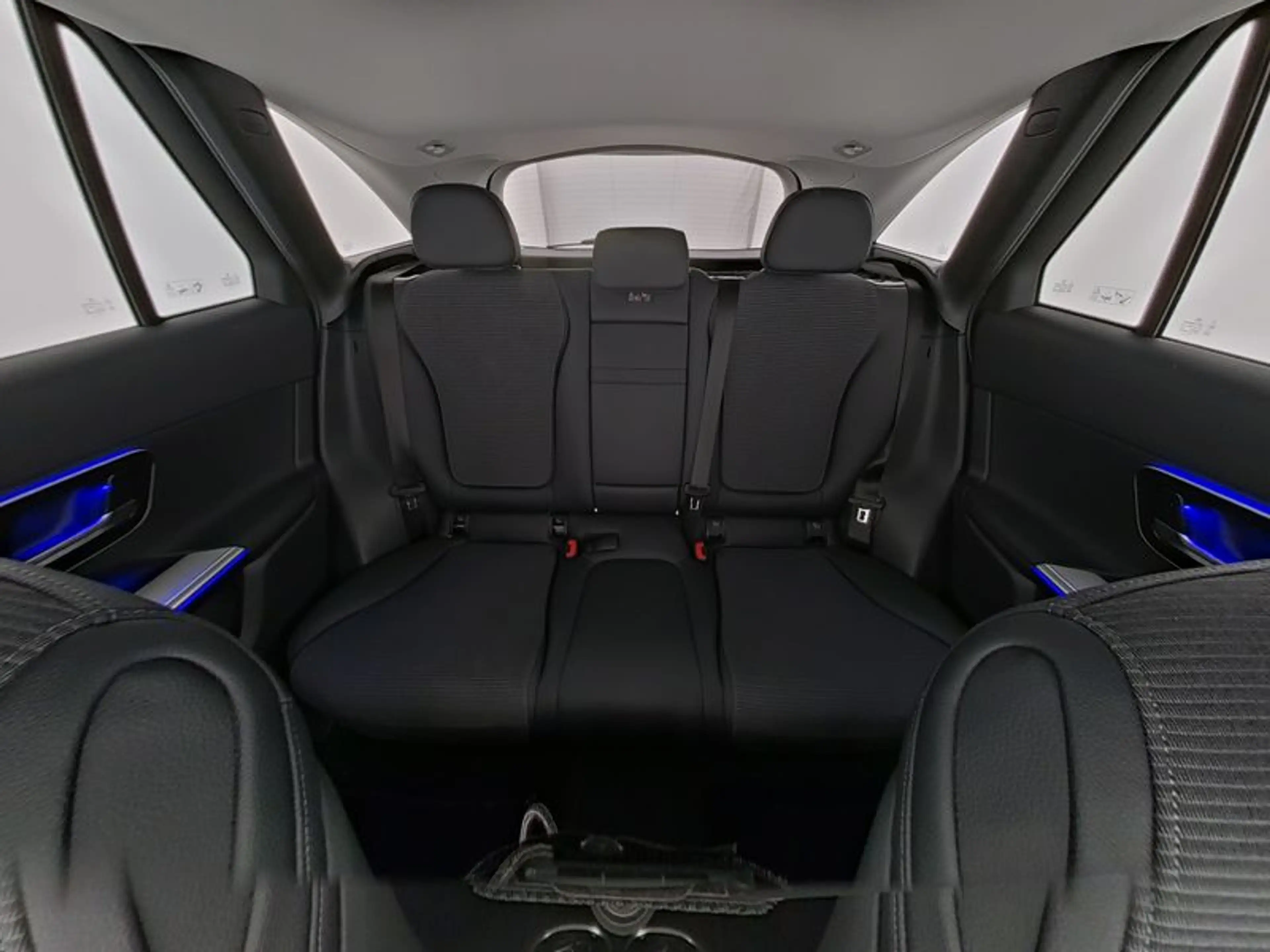 Mercedes-Benz GLC 220 d 4M , AVANTGARDE MEMO AHK DISTR KAMERA — photo 10