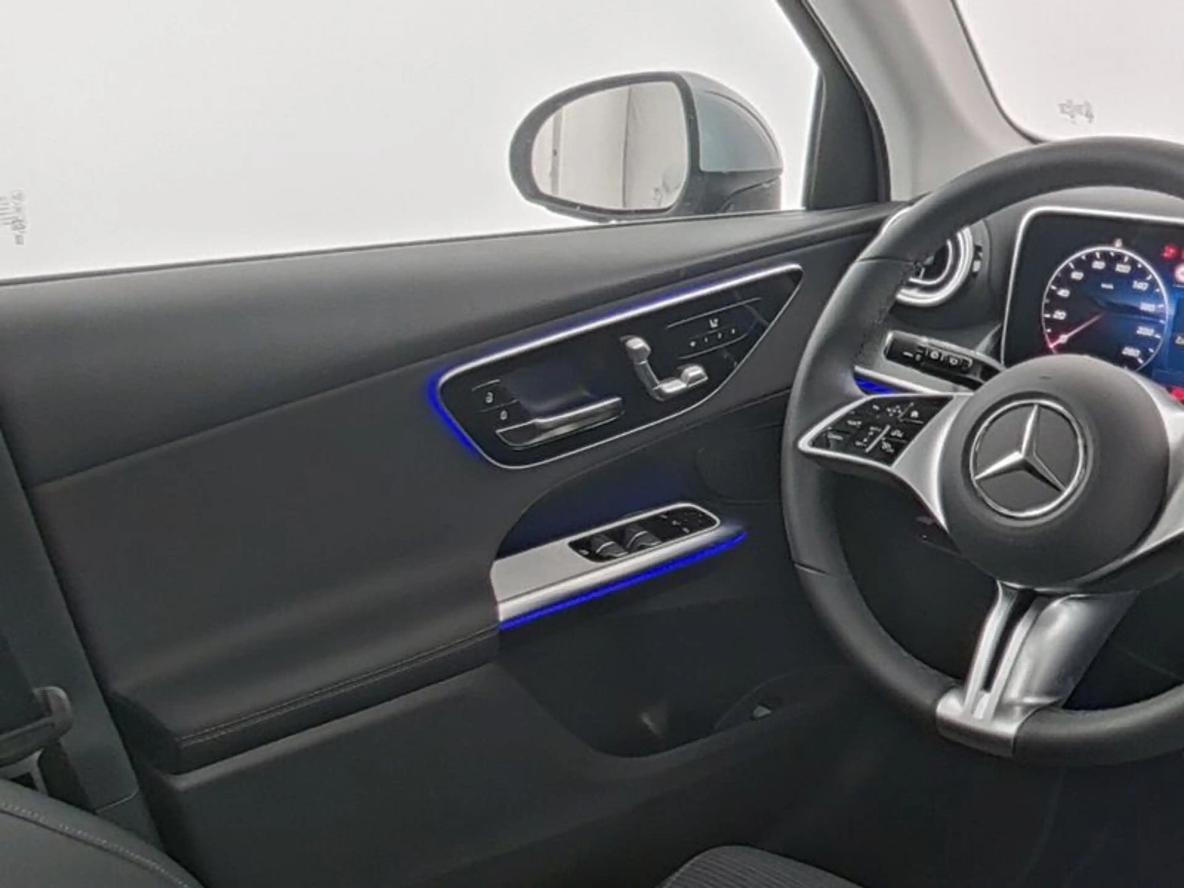 Mercedes-Benz GLC 220 d 4M , AVANTGARDE MEMO AHK DISTR KAMERA — photo 11