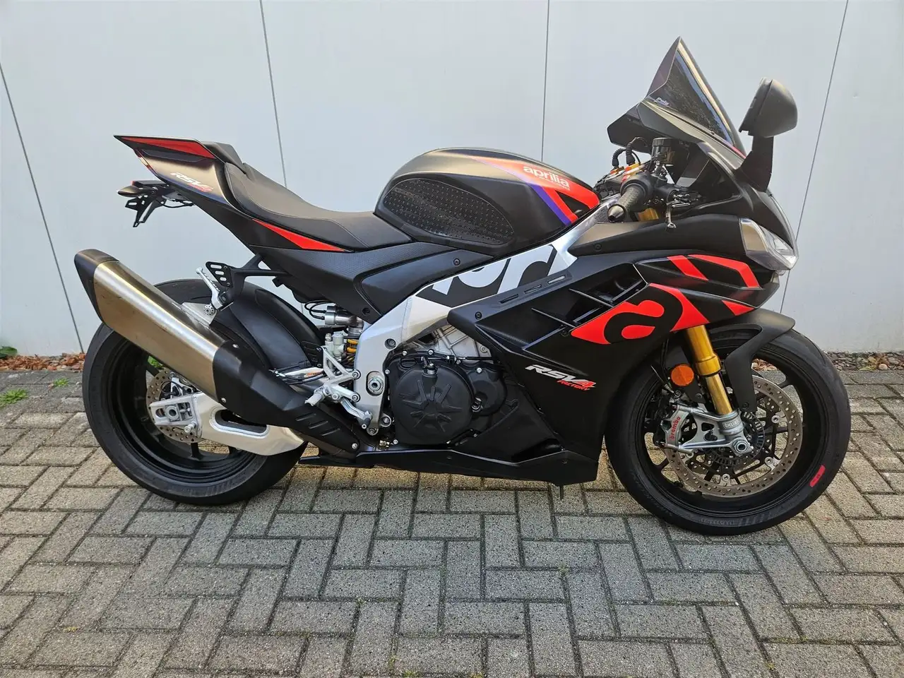 Aprilia RSV4