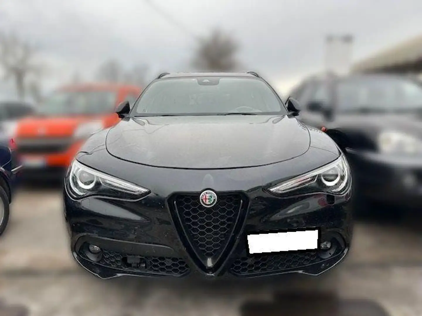 Alfa Romeo Stelvio MOTORE ROTTO 2.2 t Business Q4 210cv auto my19 Nero - 2