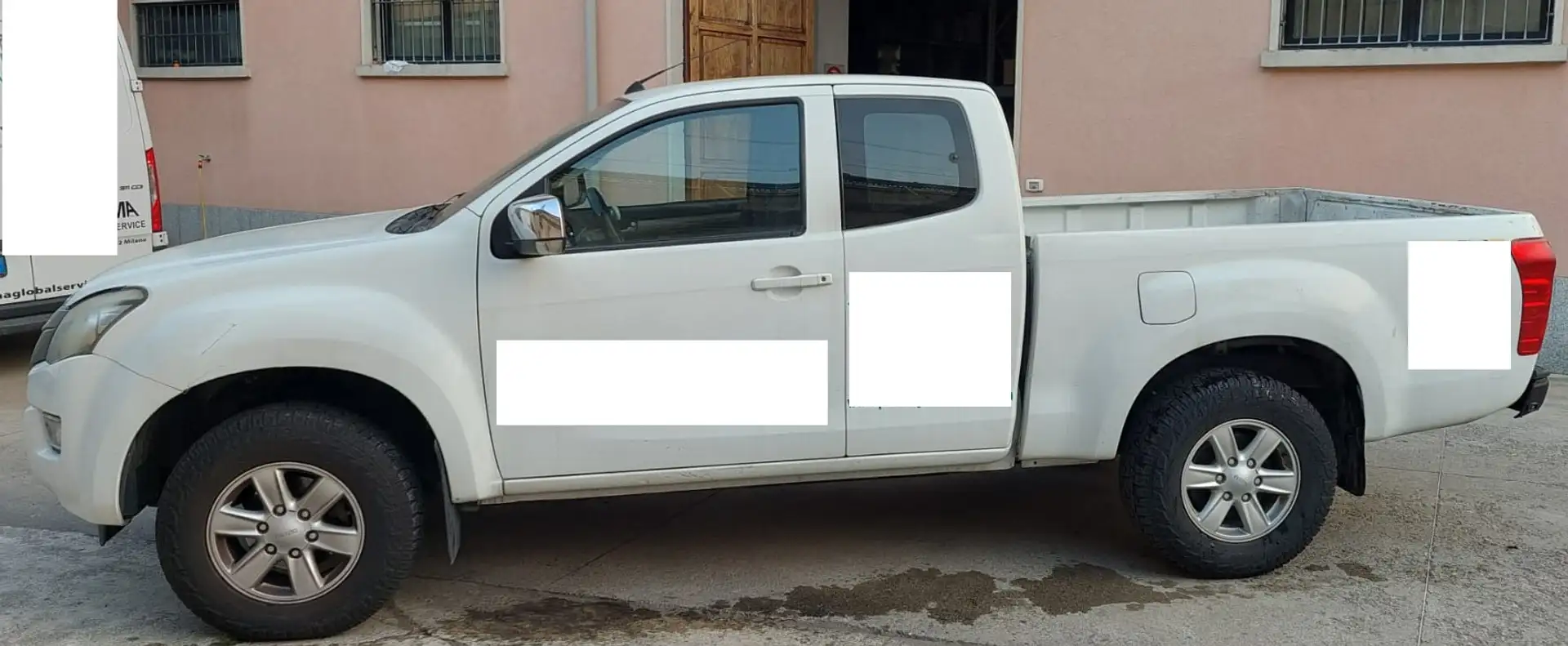 Isuzu D-Max D-Max 2.5 td space Solar 4x4 Beyaz - 2