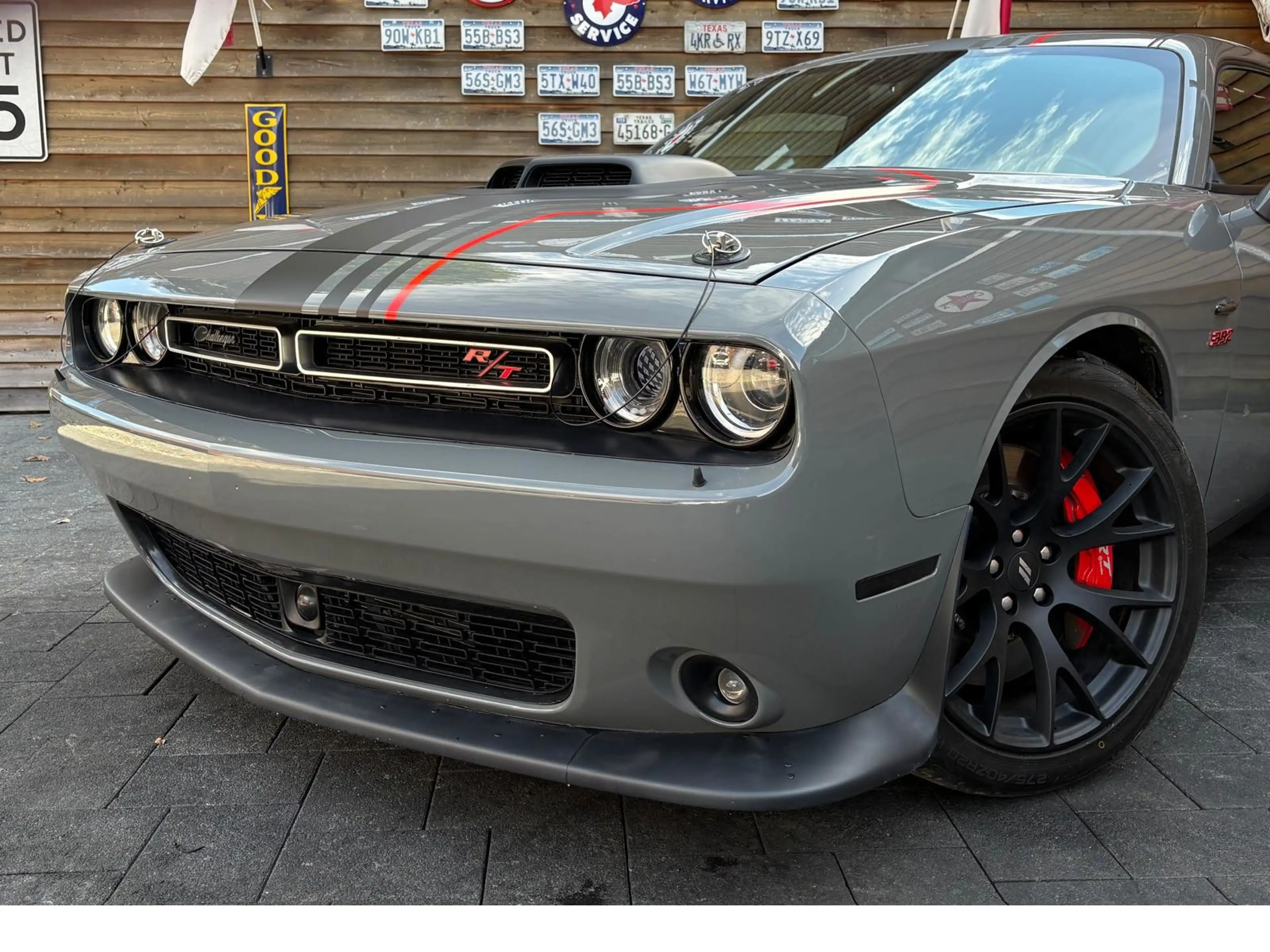 Dodge Challenger 6,4 V8 Schakedown Special Edition ACC — photo 5