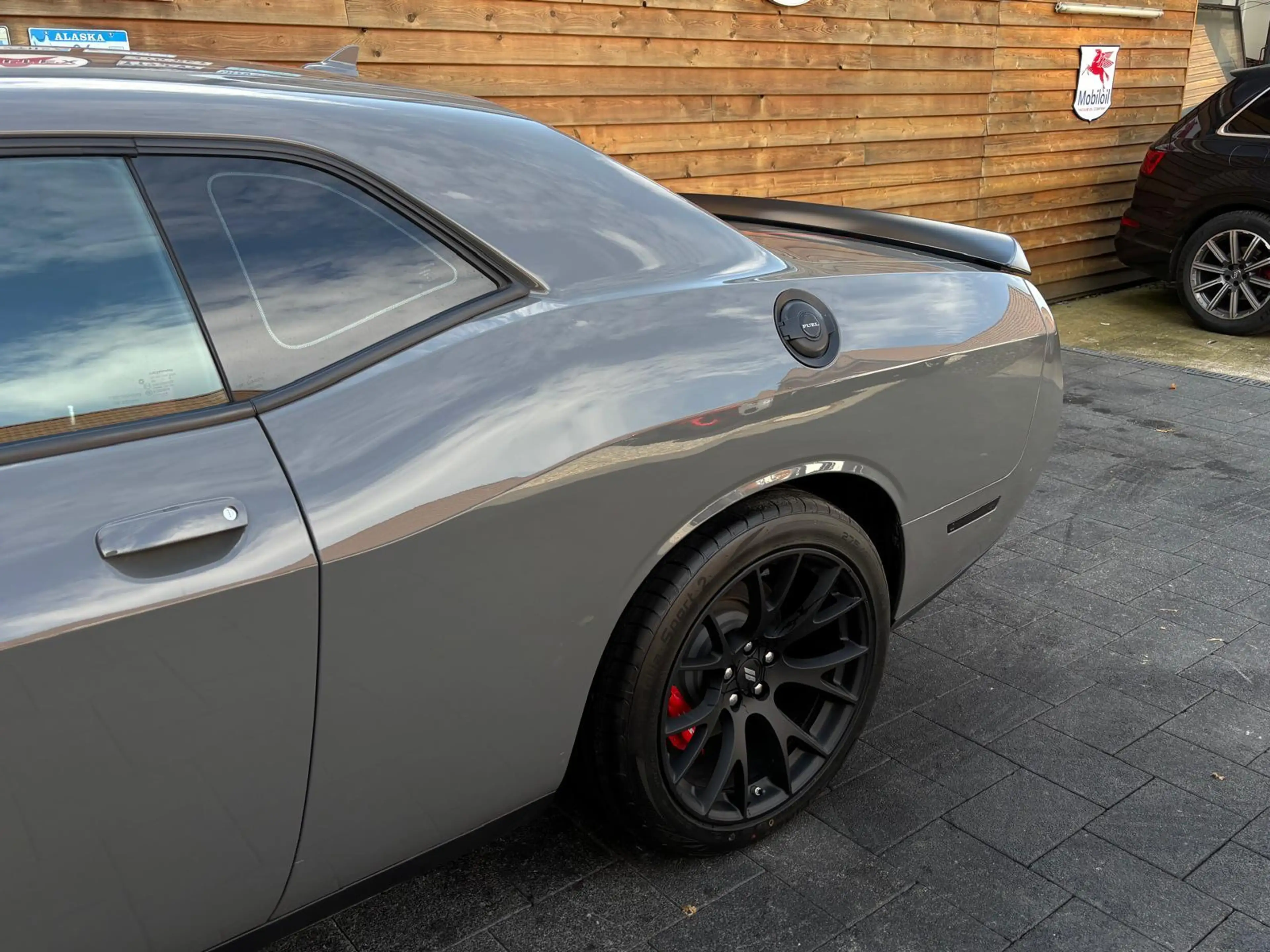 Dodge Challenger 6,4 V8 Schakedown Special Edition ACC — photo 9