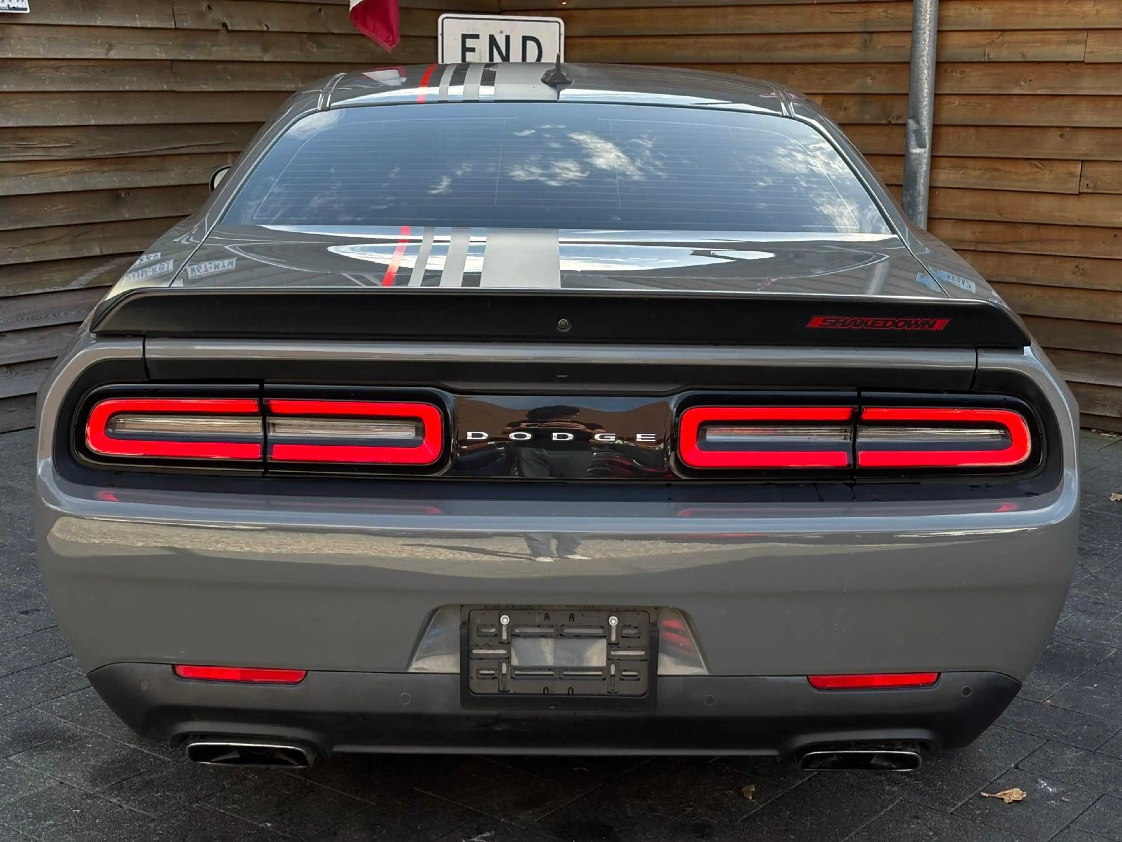 Dodge Challenger 6,4 V8 Schakedown Special Edition ACC — photo 12