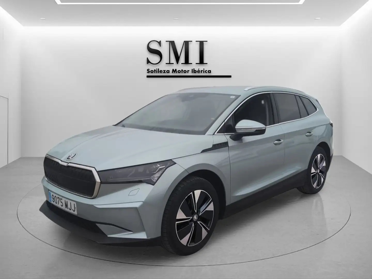 Skoda Enyaq 80 150kW Gris - 1