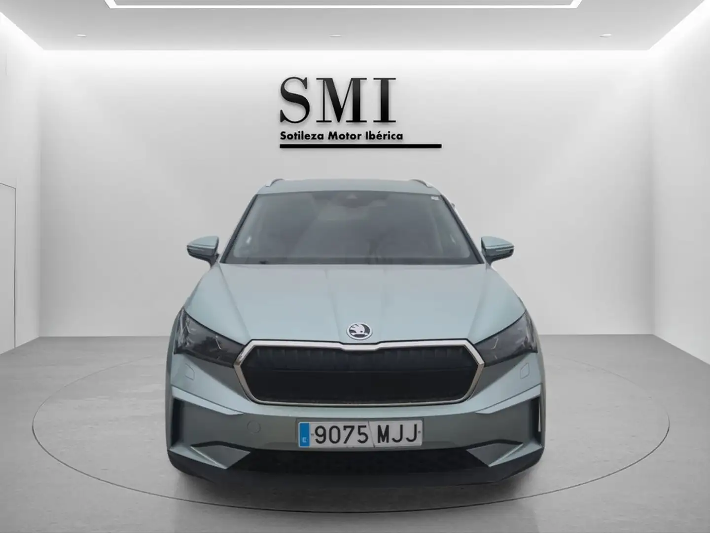 Skoda Enyaq 80 150kW Gris - 2