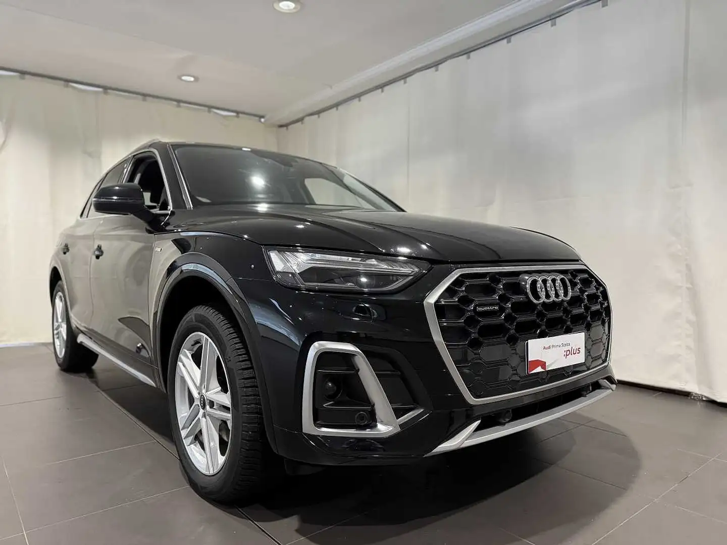 Audi Q5 2ª serie 40 TDI 204 CV quattro S tronic S line Nero - 1