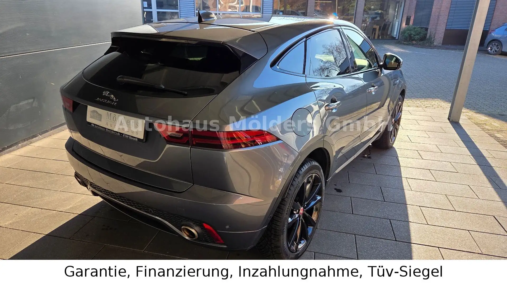 Jaguar E-Pace HSE R-Dynamic AWD *Garantie*259€ mtl. Gris - 2