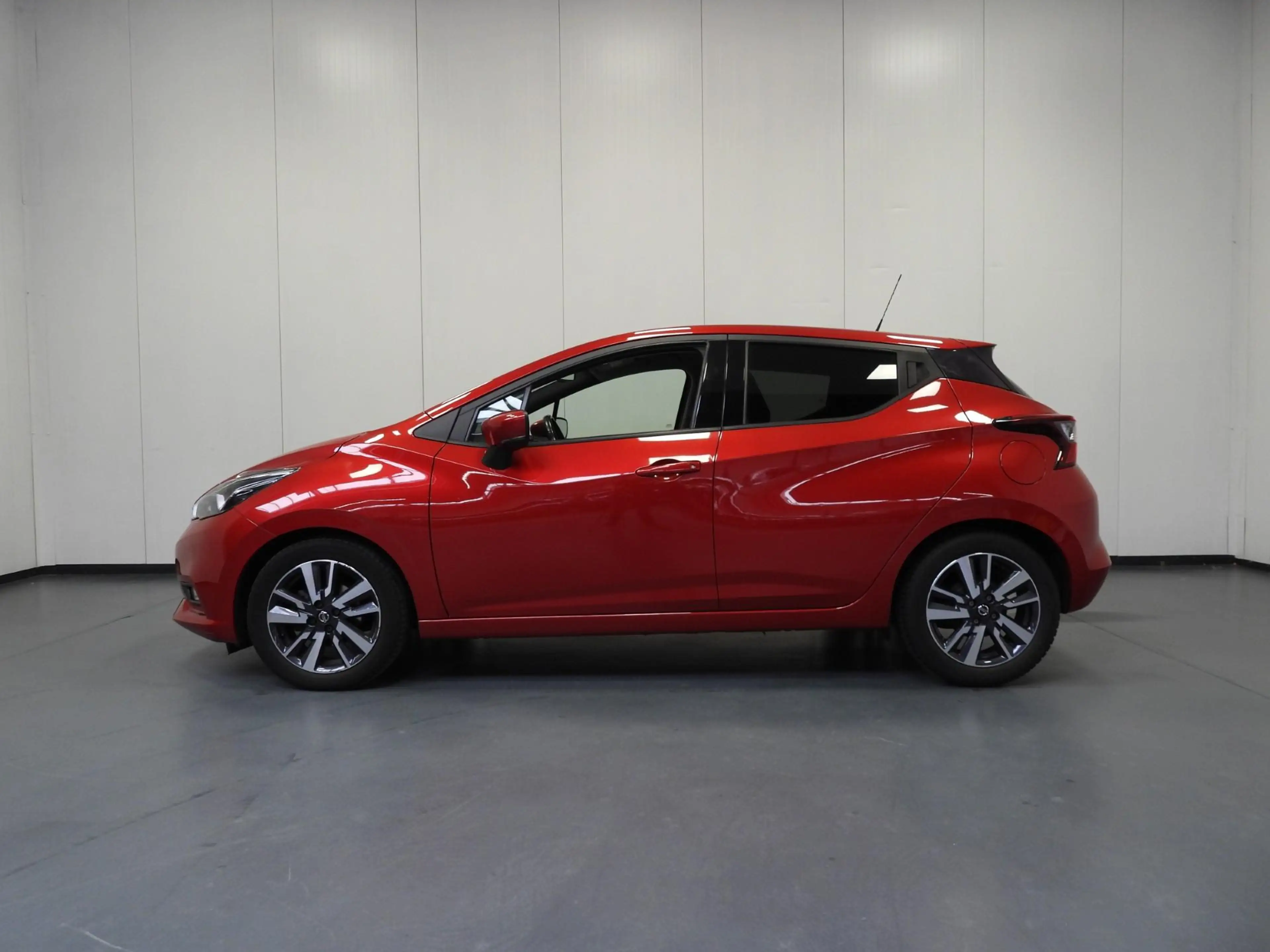 Nissan Micra 1.0 IG-T N-Connecta NAVI/CAMERA/CLIMA/PDC/16"LMV! — photo 2