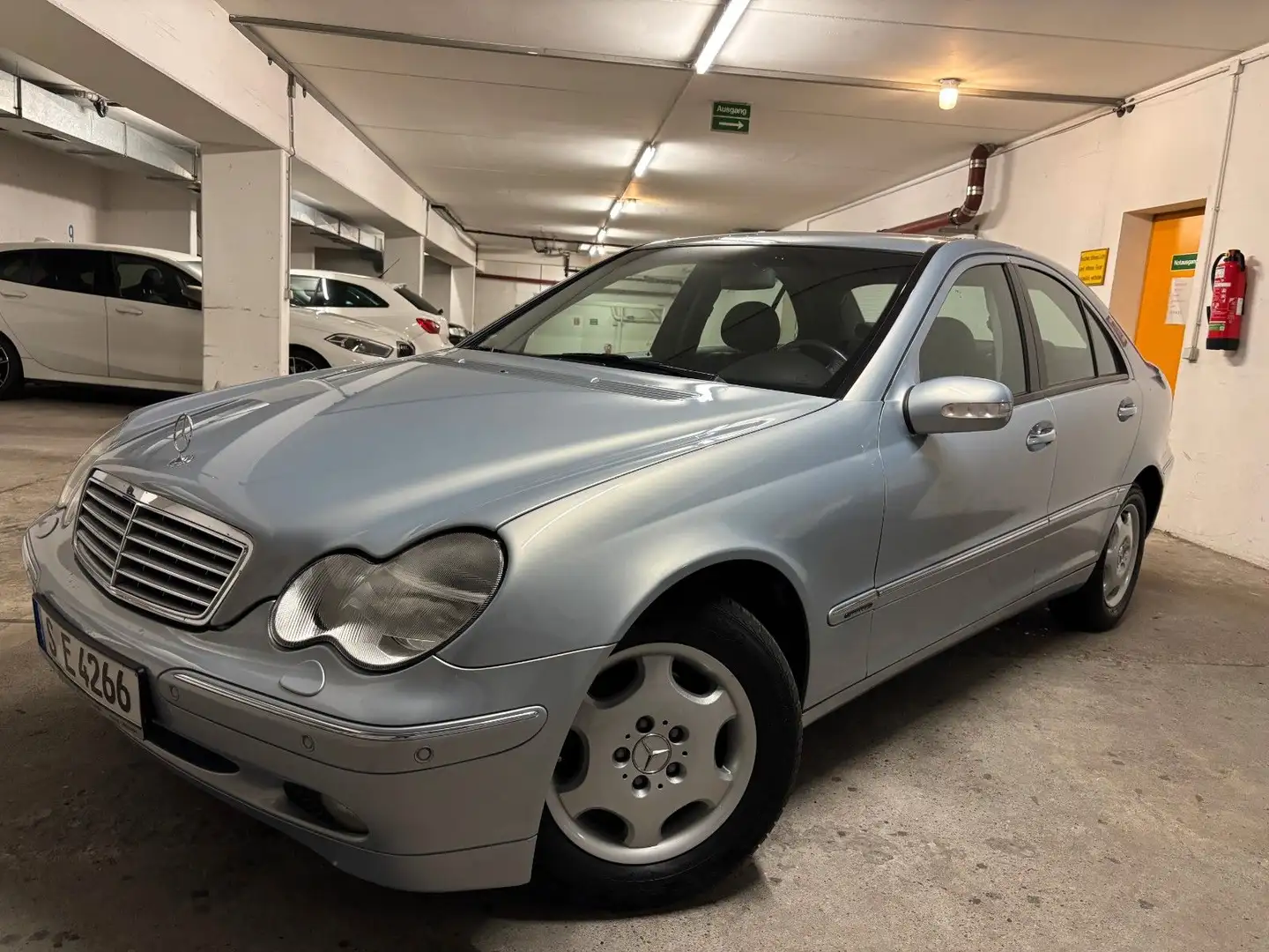 Mercedes-Benz C 200 C200 KOMPRESSOR ELEGANCE|LEDER|NAVI|S-HEFT|1HAND Bleu - 2