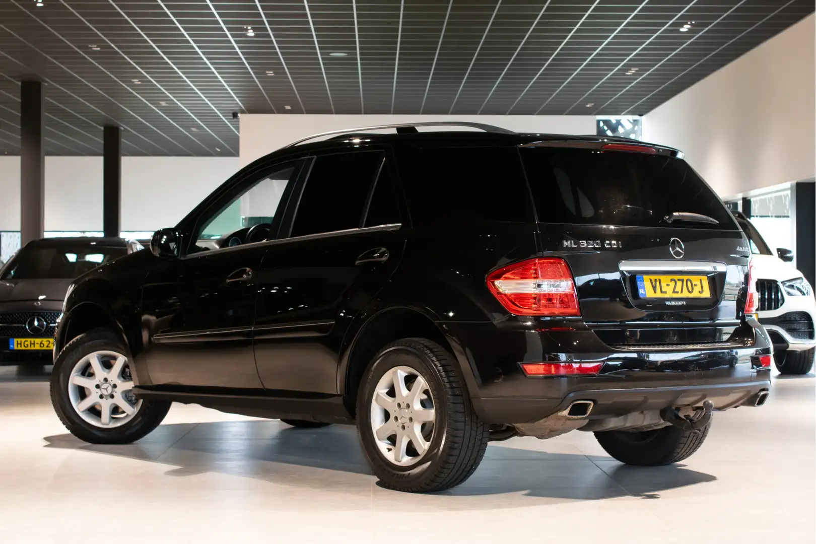 Mercedes-Benz ML 320 M-klasse Cdi VAN Facelift|Trekhaak|Schuifdak|Leder Negro - 2