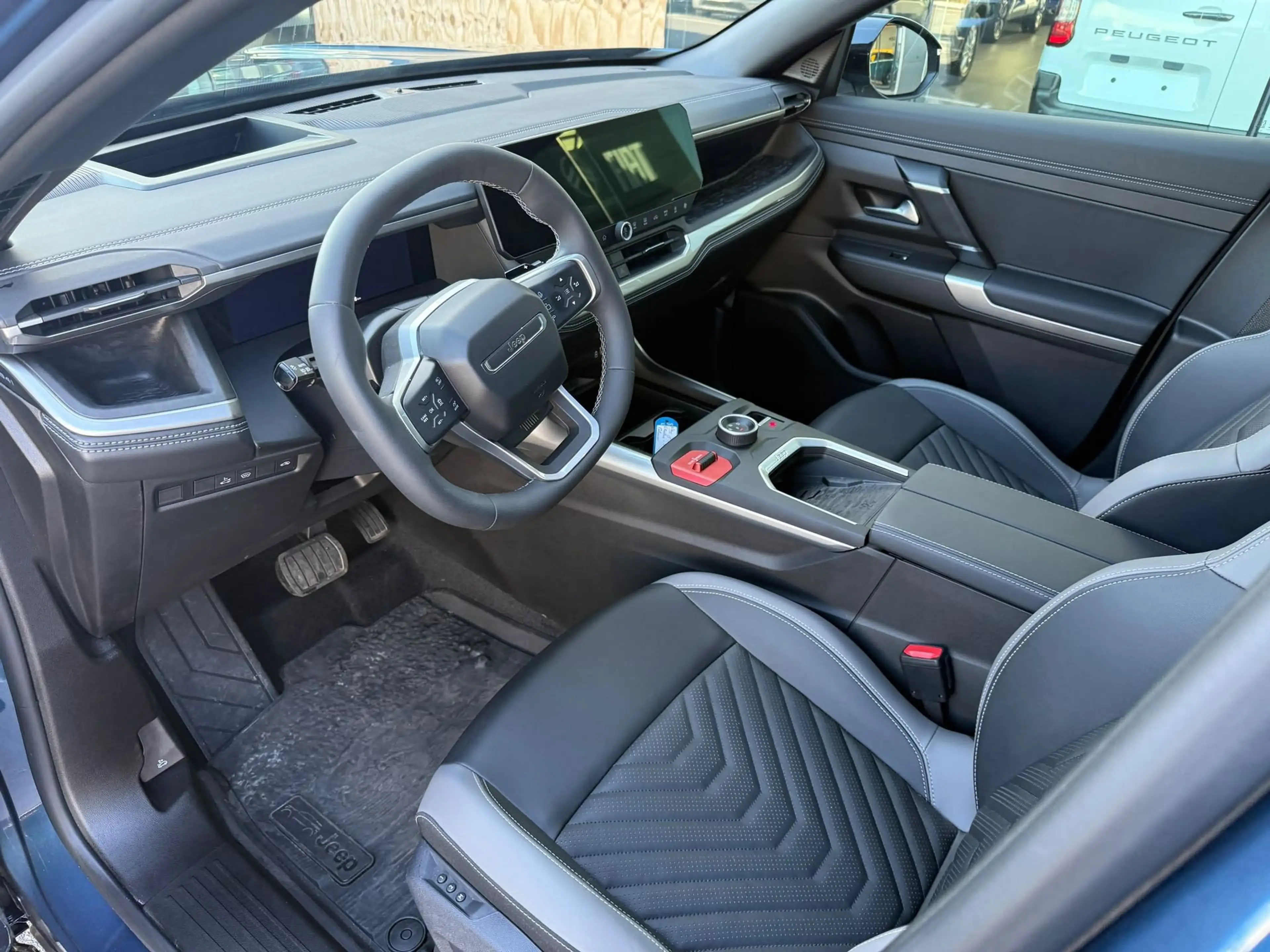 Jeep Compass *GPS*CAMERA*PANO* SUMMIT Full Electric — photo 7