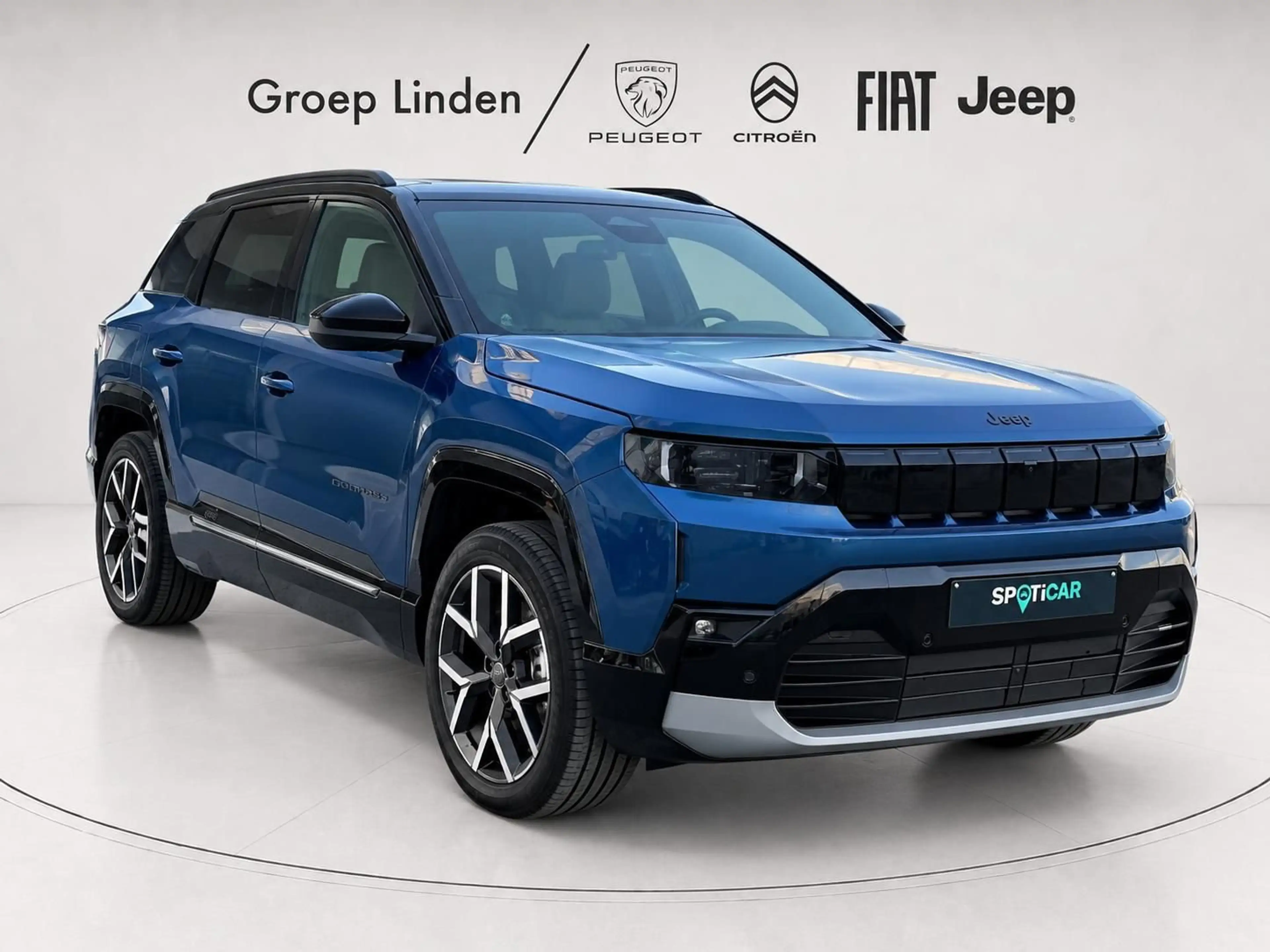 Jeep Compass *GPS*CAMERA*PANO* SUMMIT Full Electric — photo 2
