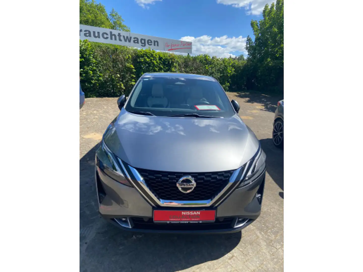 Nissan Qashqai 1.3 DIG-T Tekna 4x4, Automatik, LED, HUD Grau - 2