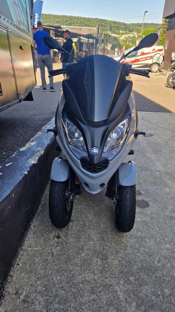 Piaggio MP3 300 Gris - 2