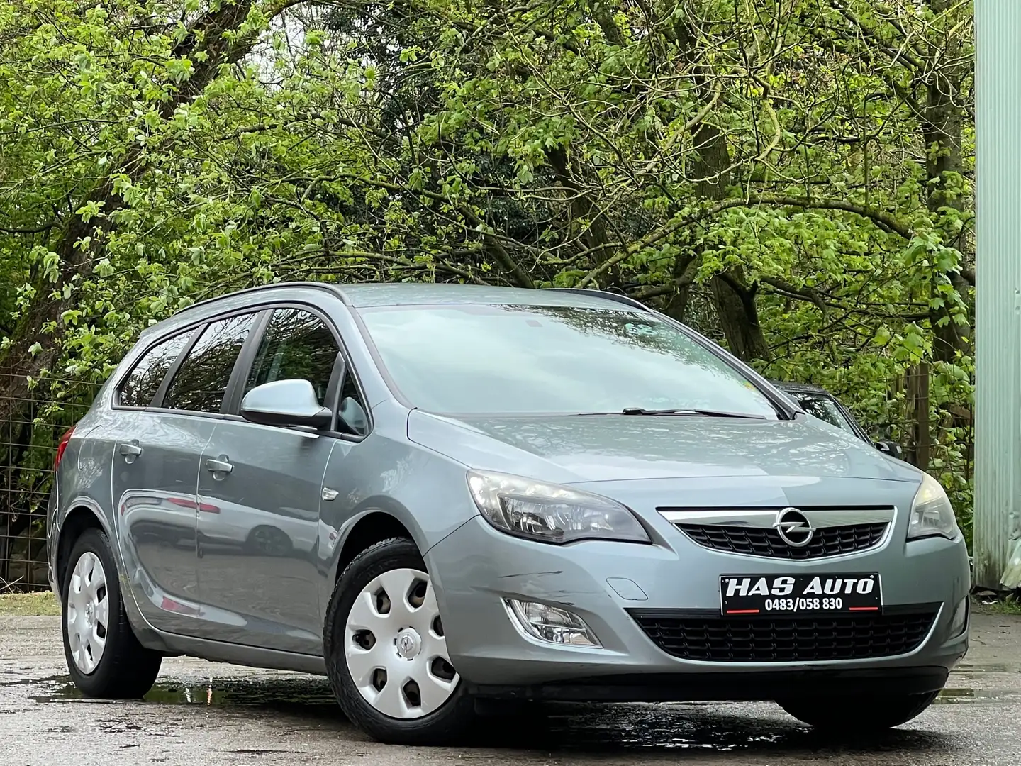 Opel Astra 1.7 CDTi ecoFLEX//NAVIGATION//CLIMATISATION Gris - 2