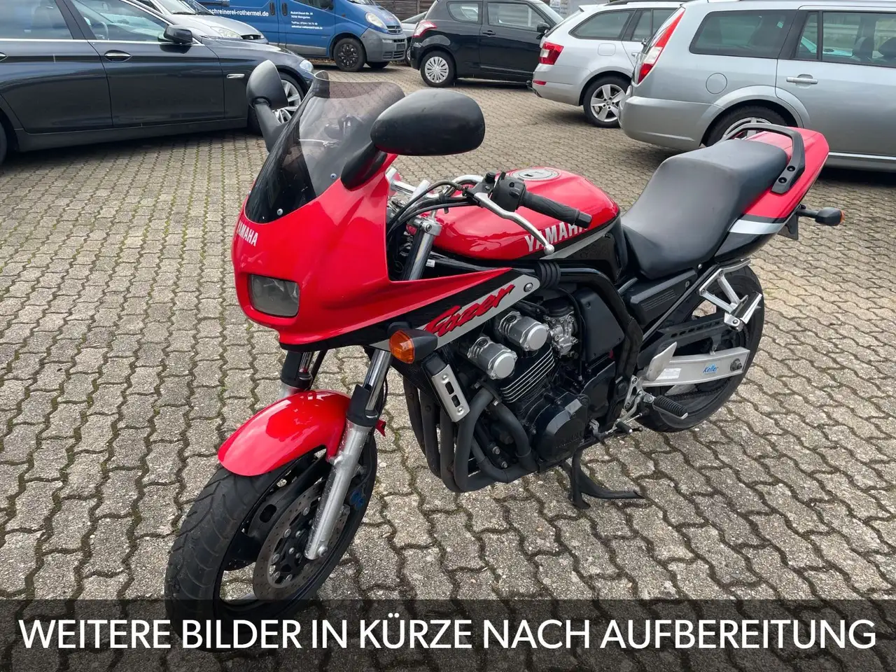 Yamaha FZS 600