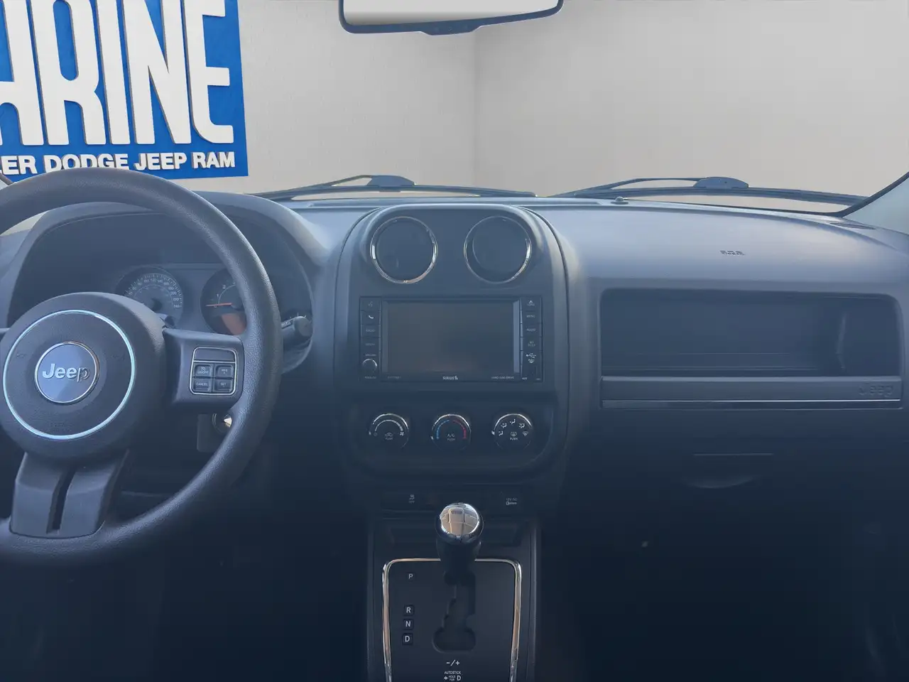 Jeep Patriot снимка Jeep Patriot