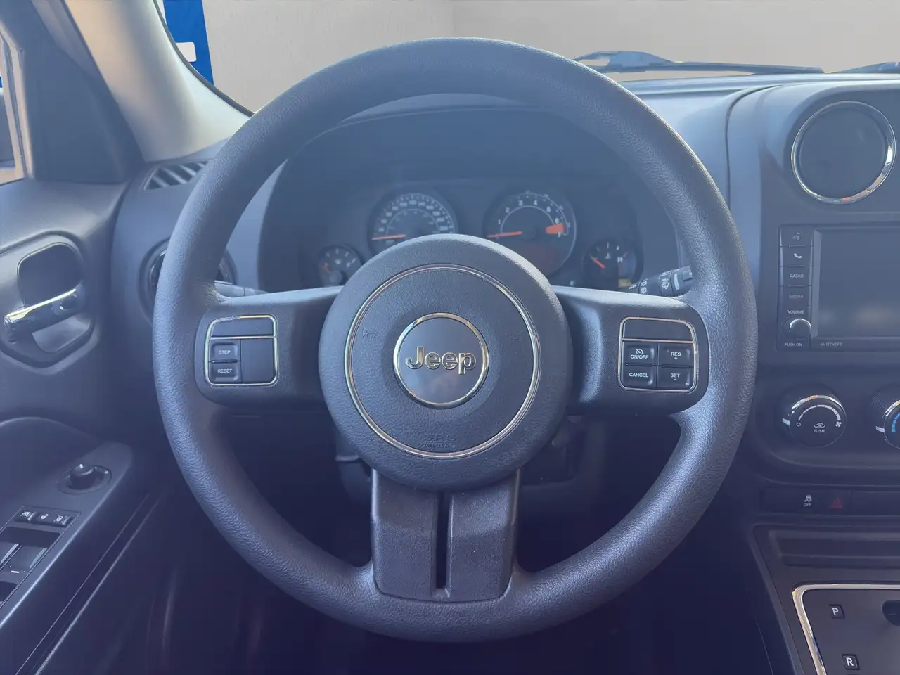 Jeep Patriot снимка Jeep Patriot
