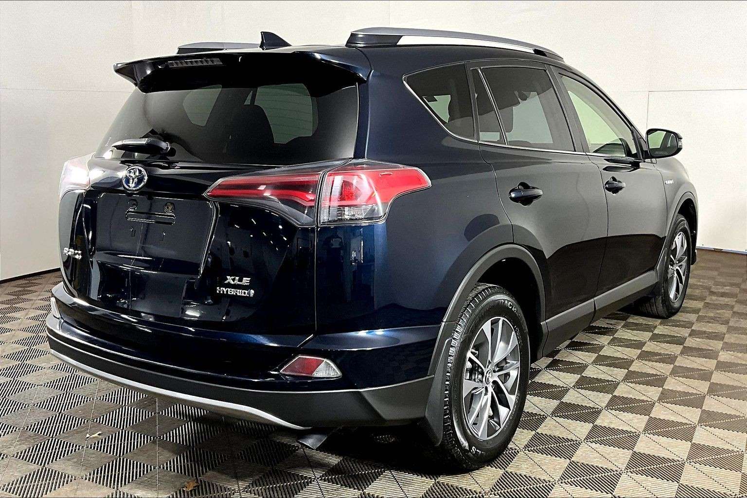 used 2018 Toyota RAV4 car, priced at $18,998