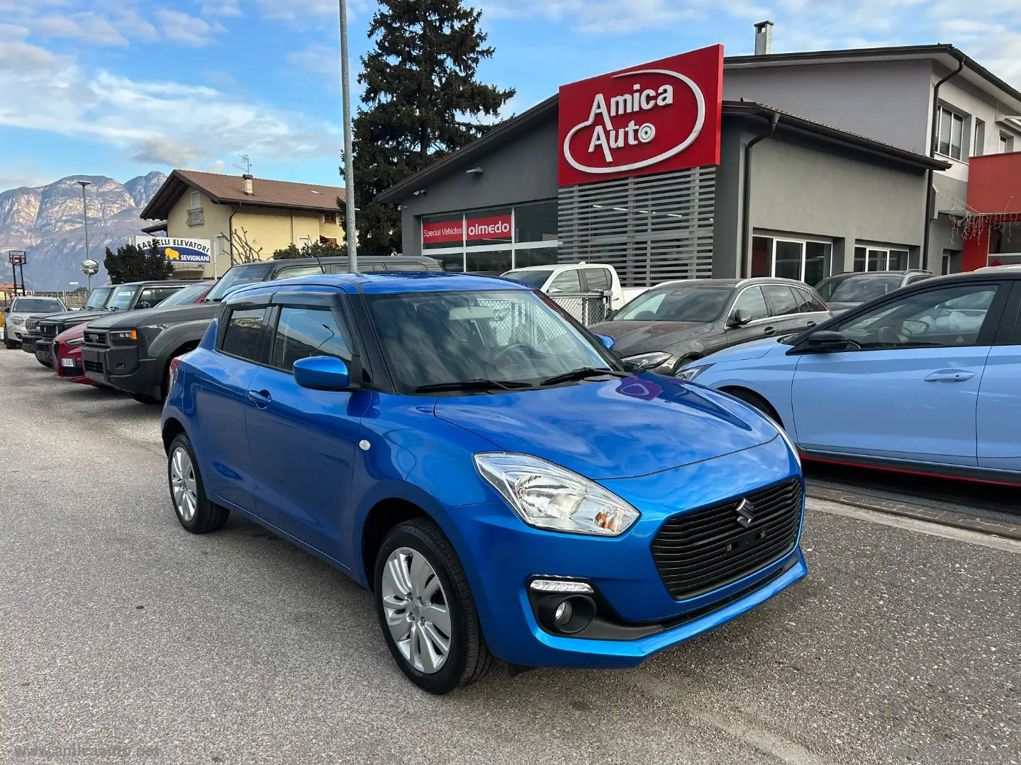 Suzuki Swift 1.2 Dualjet 4WD 5p. S&S Blu/Azzurro - 2