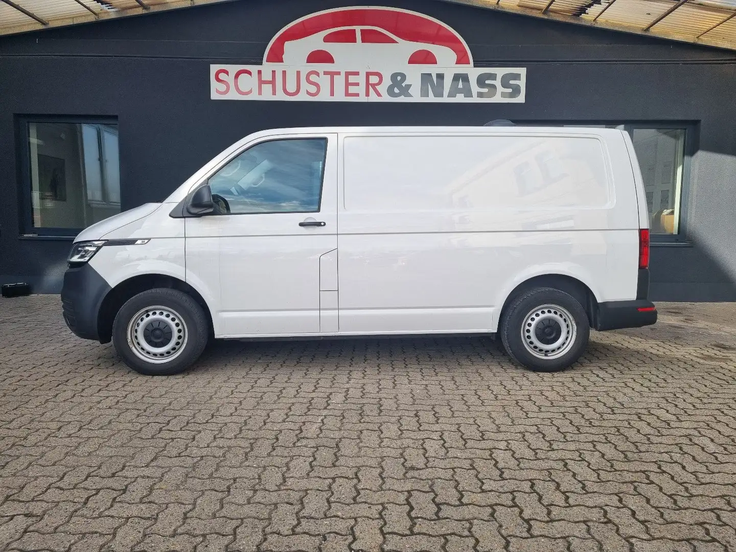 Volkswagen T6 Transporter T6.1 *LED*AHK*Seitenwind-Assistent*PDC Weiß - 2