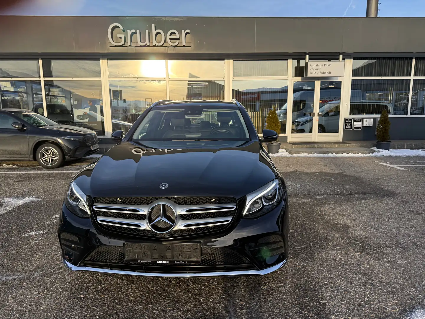Mercedes-Benz GLC 220 GLC 220 d 4Matic AMG (253.905) Schwarz - 1