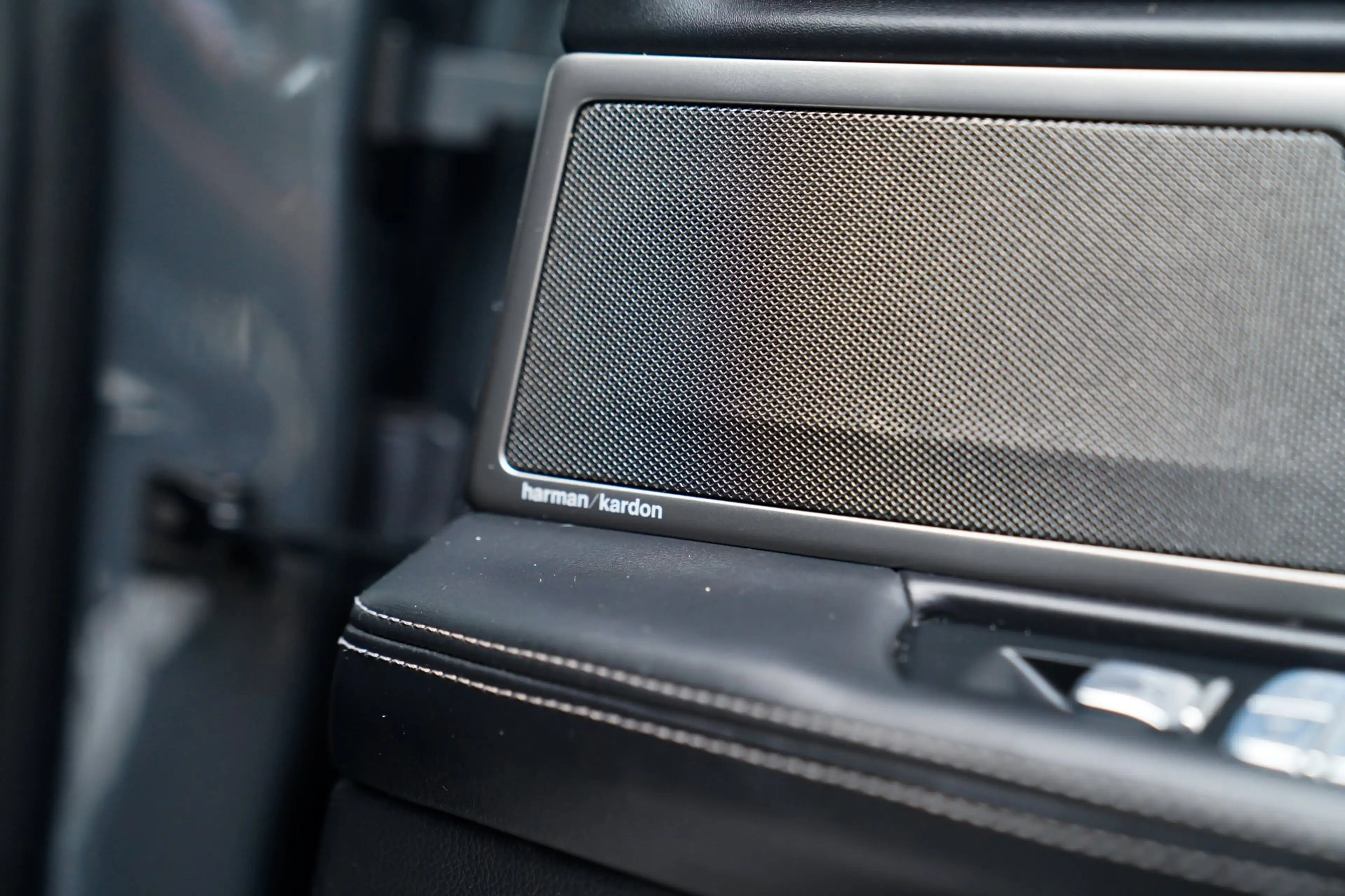 BMW 745 7-serie 745e High Executive | Massage | Softclose — photo 5
