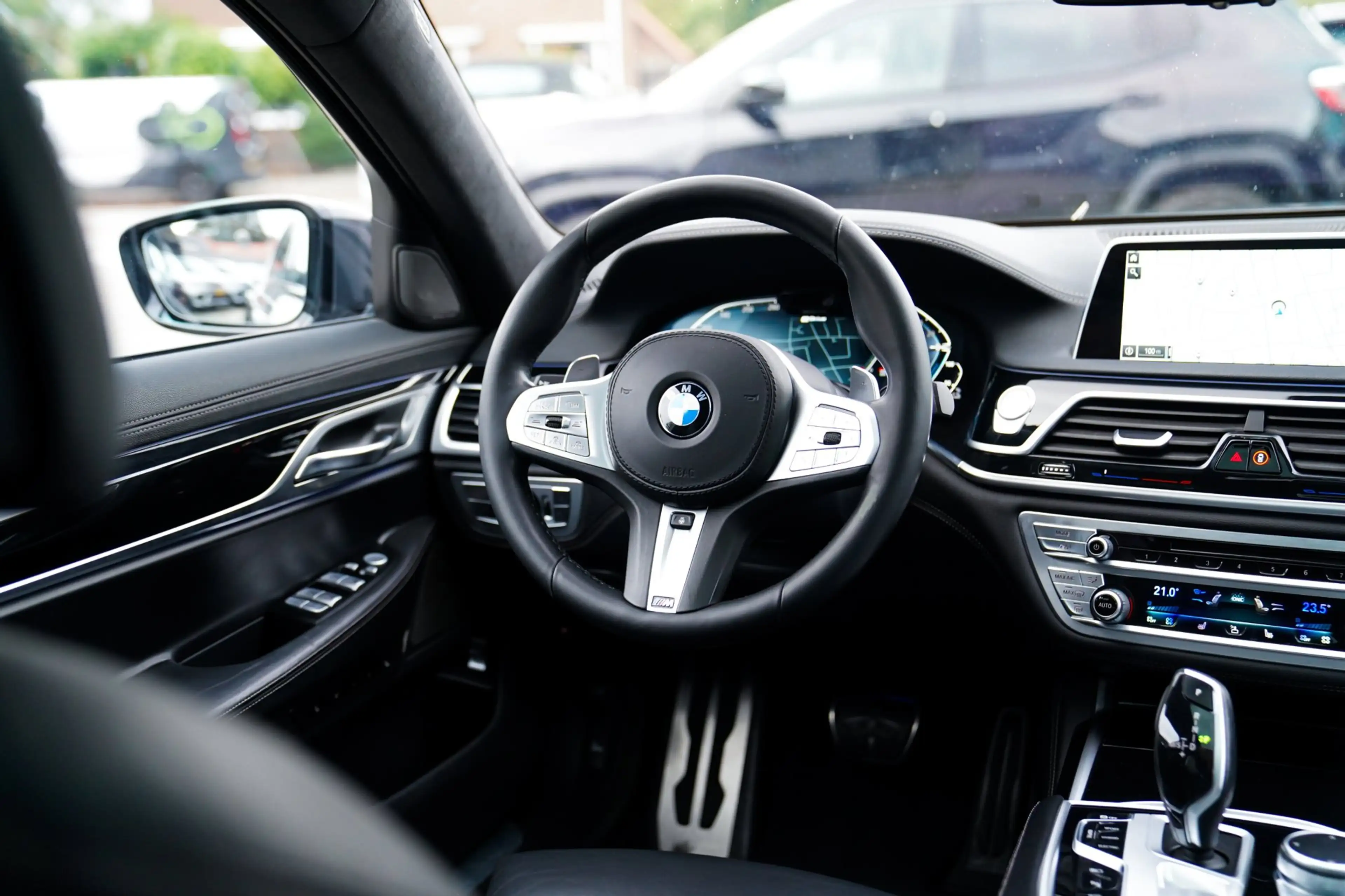 BMW 745 7-serie 745e High Executive | Massage | Softclose — photo 29