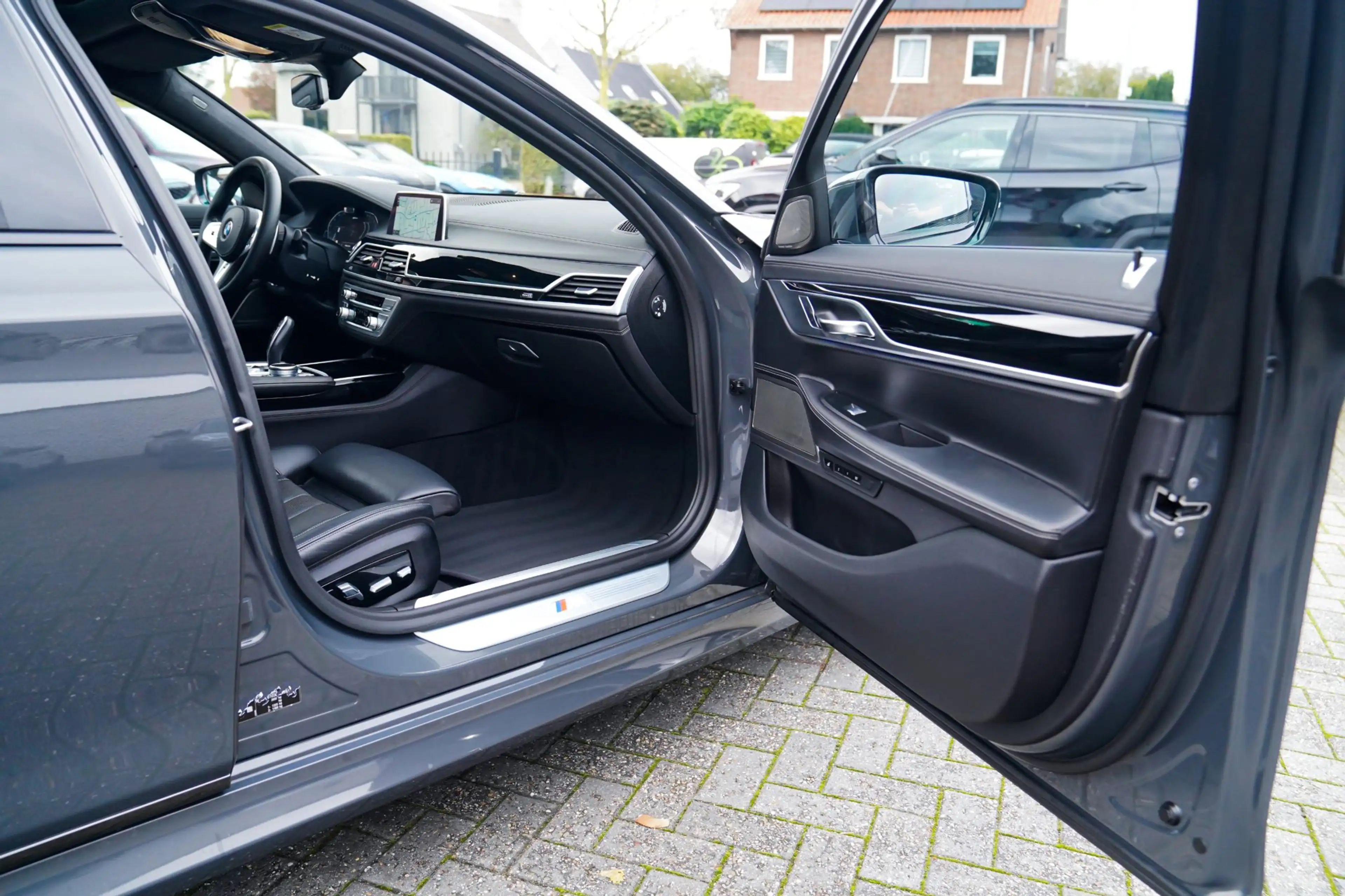 BMW 745 7-serie 745e High Executive | Massage | Softclose — photo 32