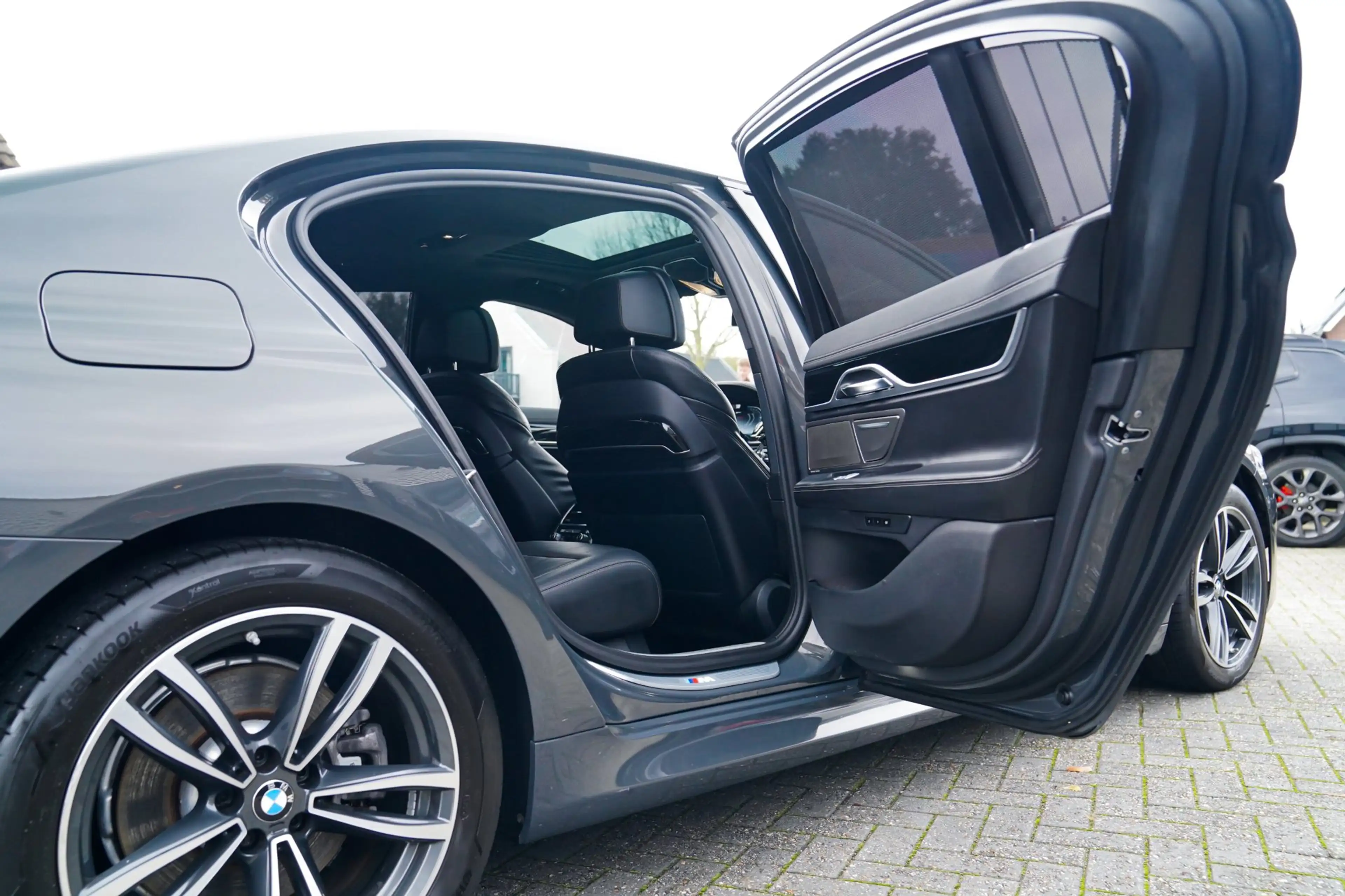 BMW 745 7-serie 745e High Executive | Massage | Softclose — photo 21