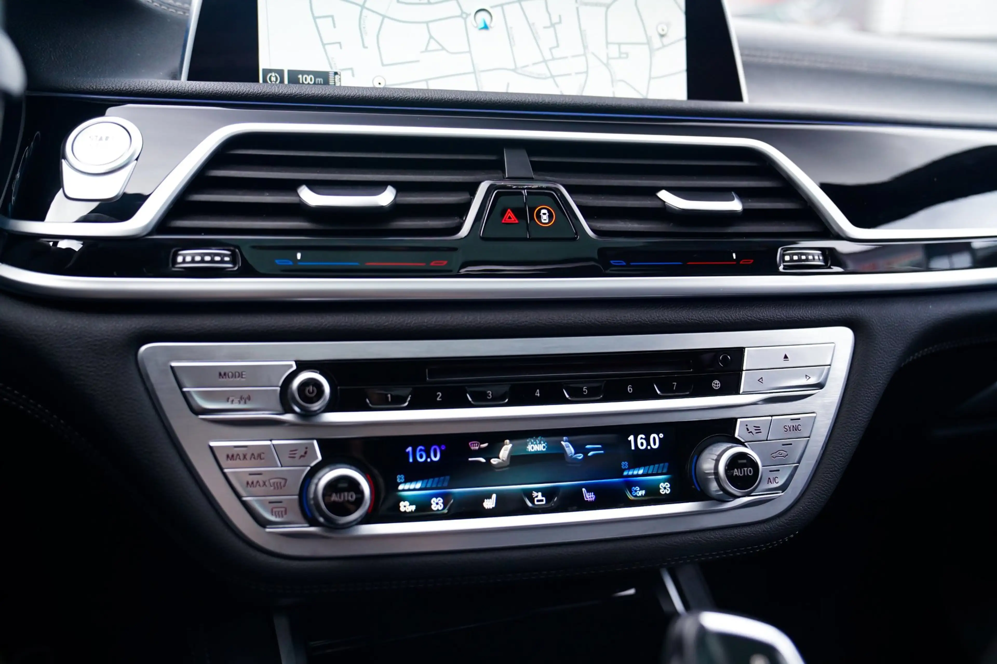 BMW 745 7-serie 745e High Executive | Massage | Softclose — photo 45