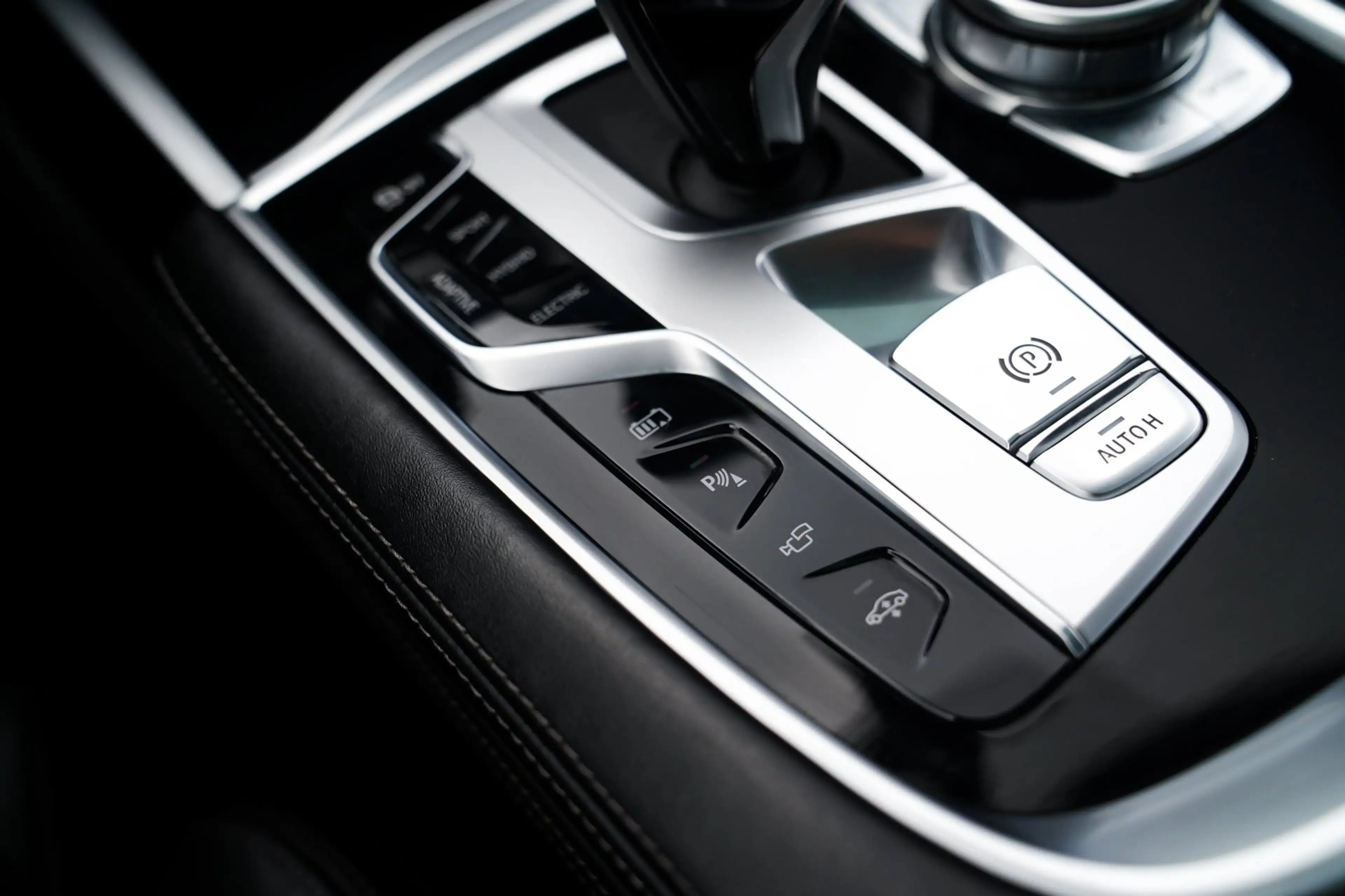 BMW 745 7-serie 745e High Executive | Massage | Softclose — photo 42