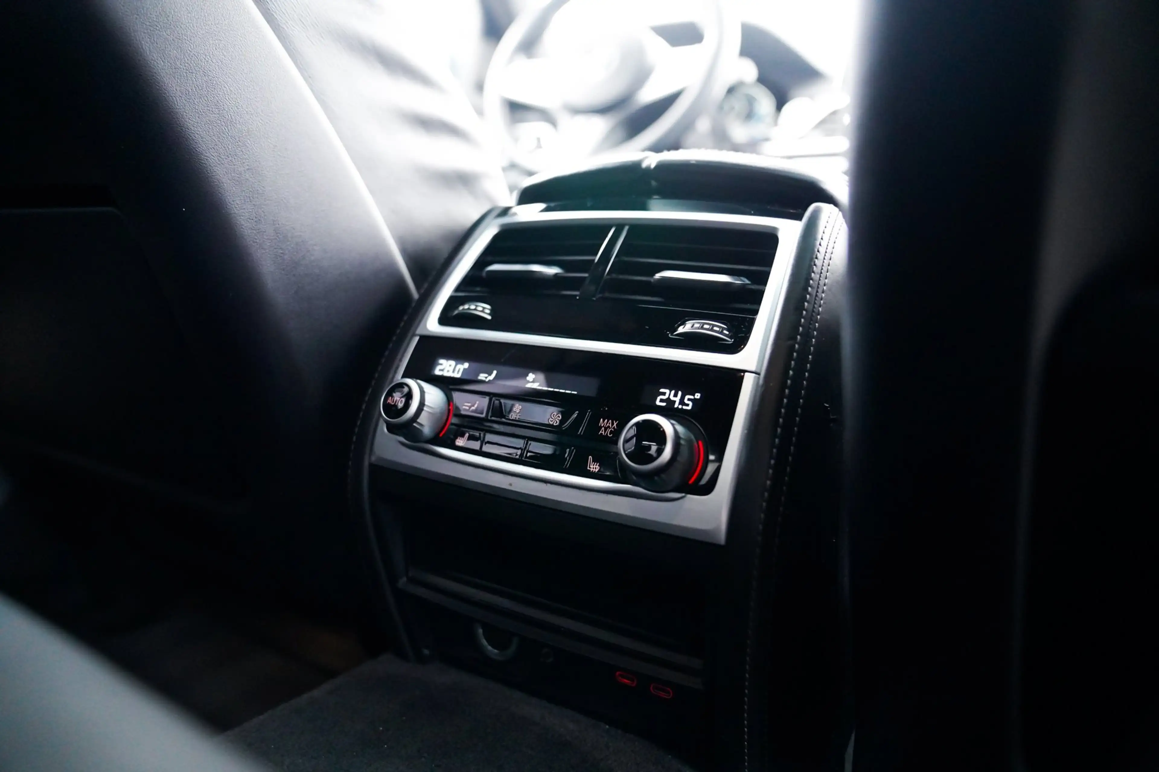 BMW 745 7-serie 745e High Executive | Massage | Softclose — photo 25