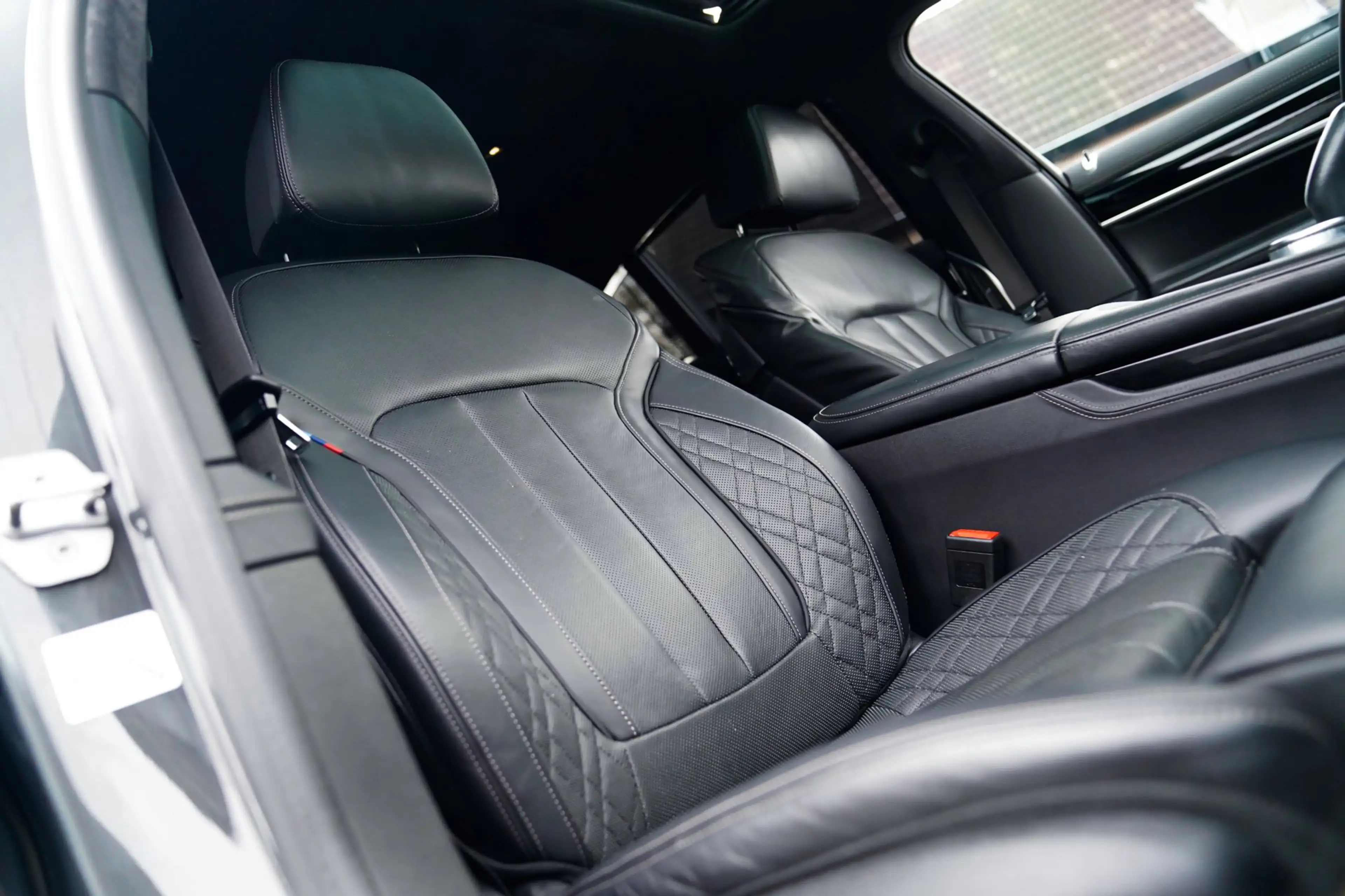 BMW 745 7-serie 745e High Executive | Massage | Softclose — photo 36