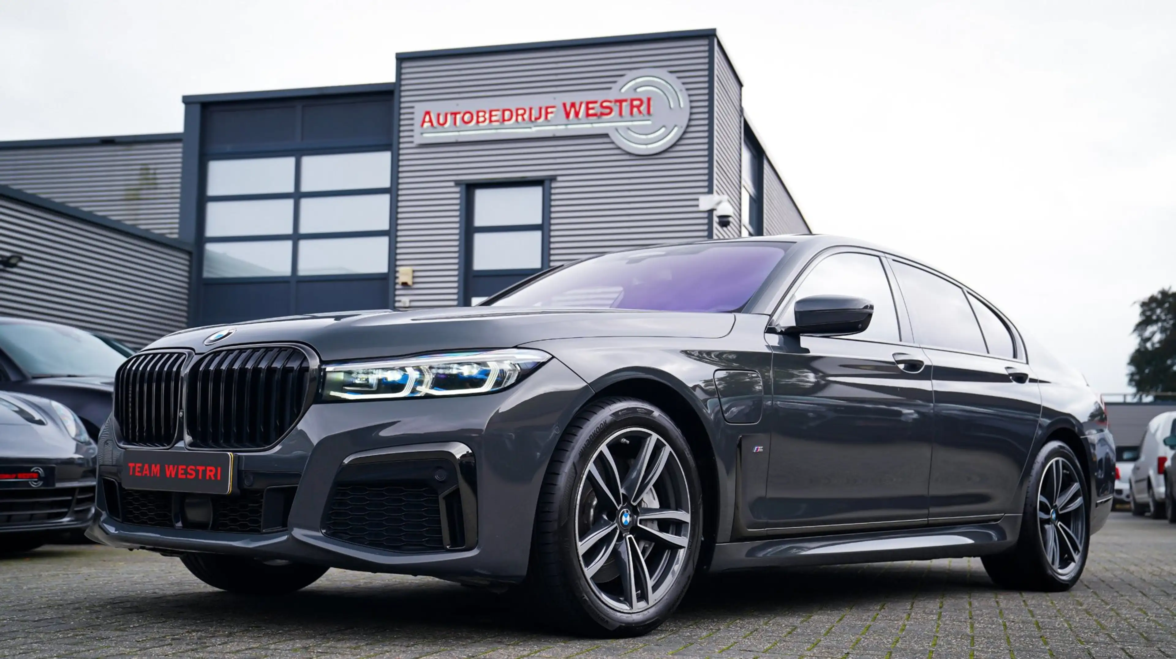 BMW 745 7-serie 745e High Executive | Massage | Softclose