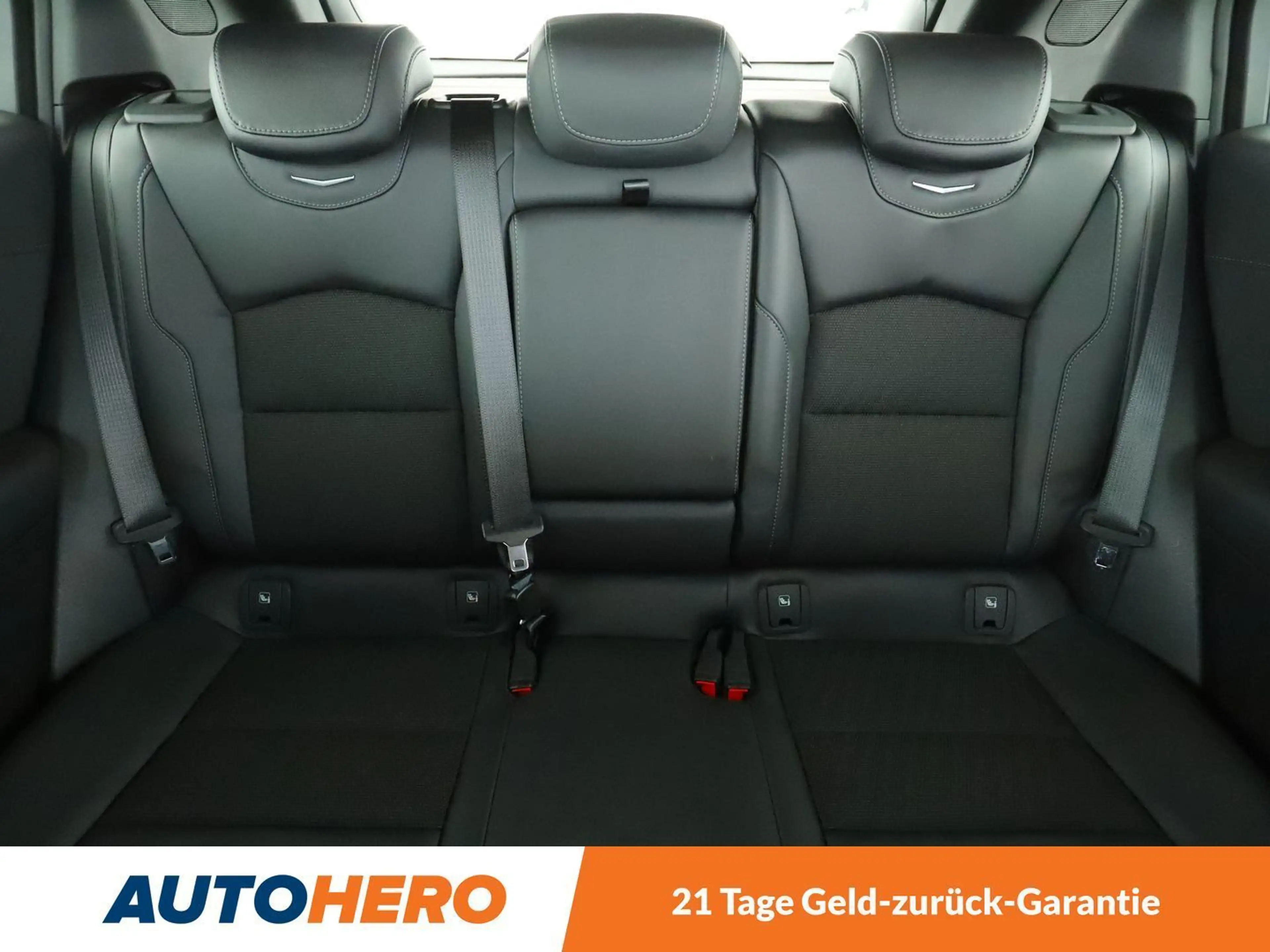 Cadillac XT4 350T Luxury AWD Aut.*NAVI*TEMPO*CAM*PDC* — photo 15