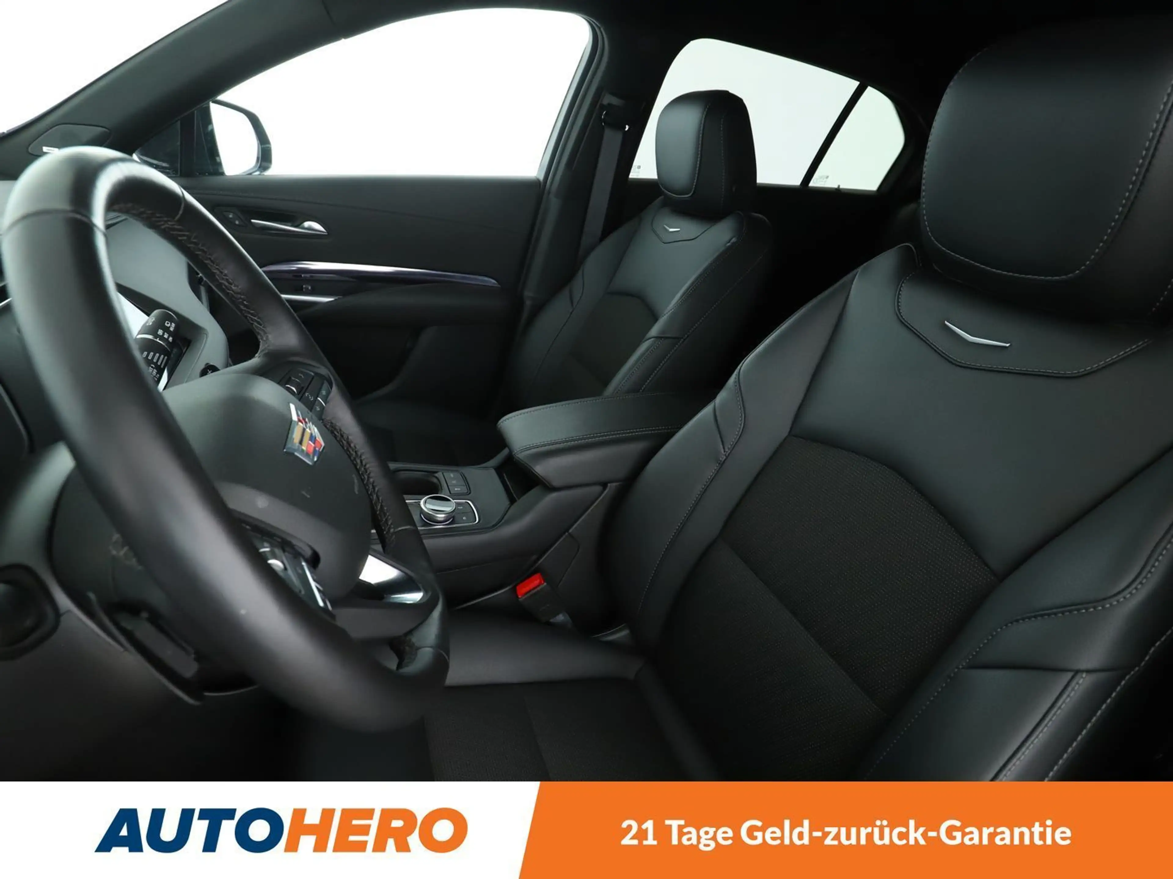 Cadillac XT4 350T Luxury AWD Aut.*NAVI*TEMPO*CAM*PDC* — photo 10