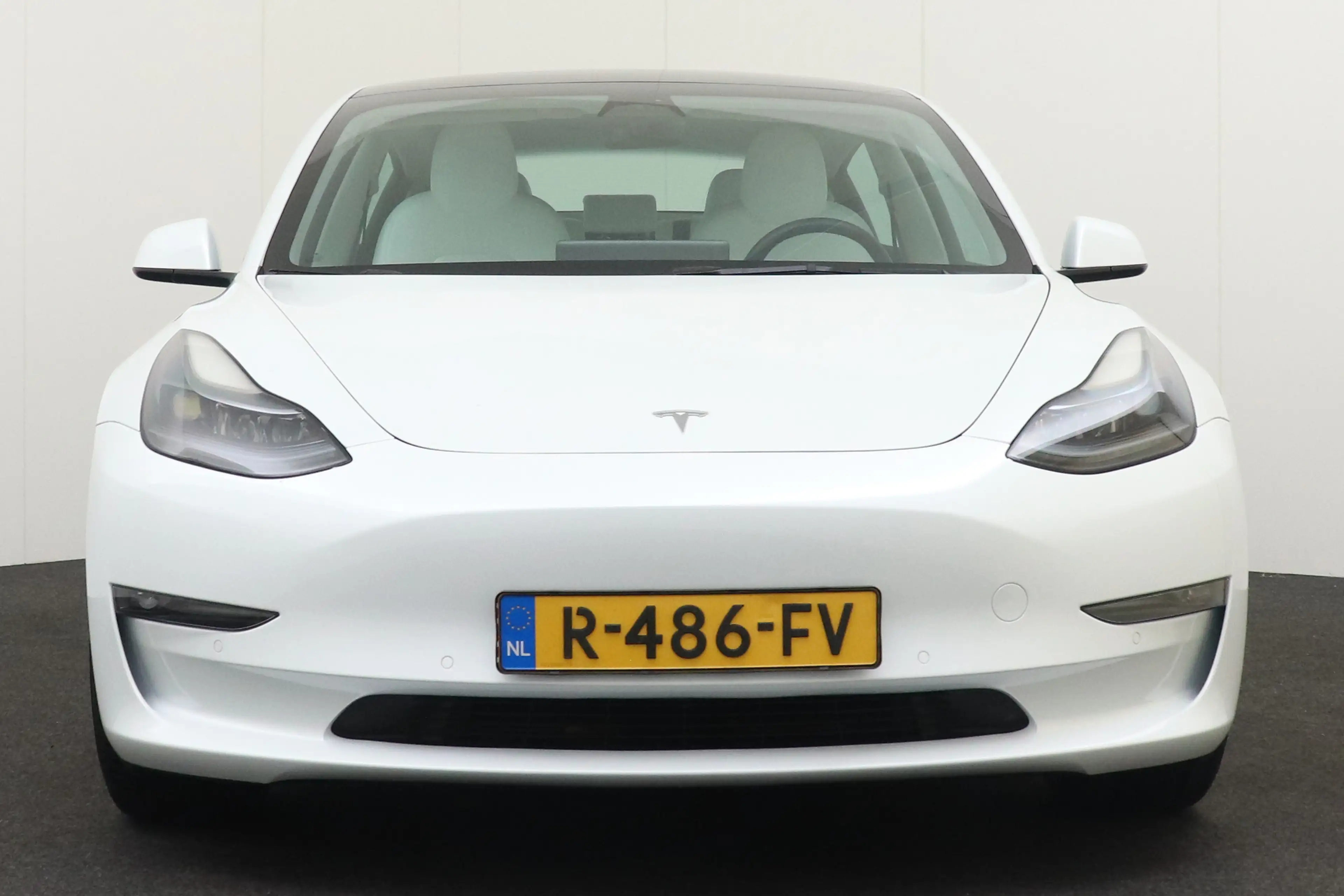 Tesla Model 3 Performance AWD 75 kWh 463 PK 20'LMV Pano-Dak FSD — photo 3