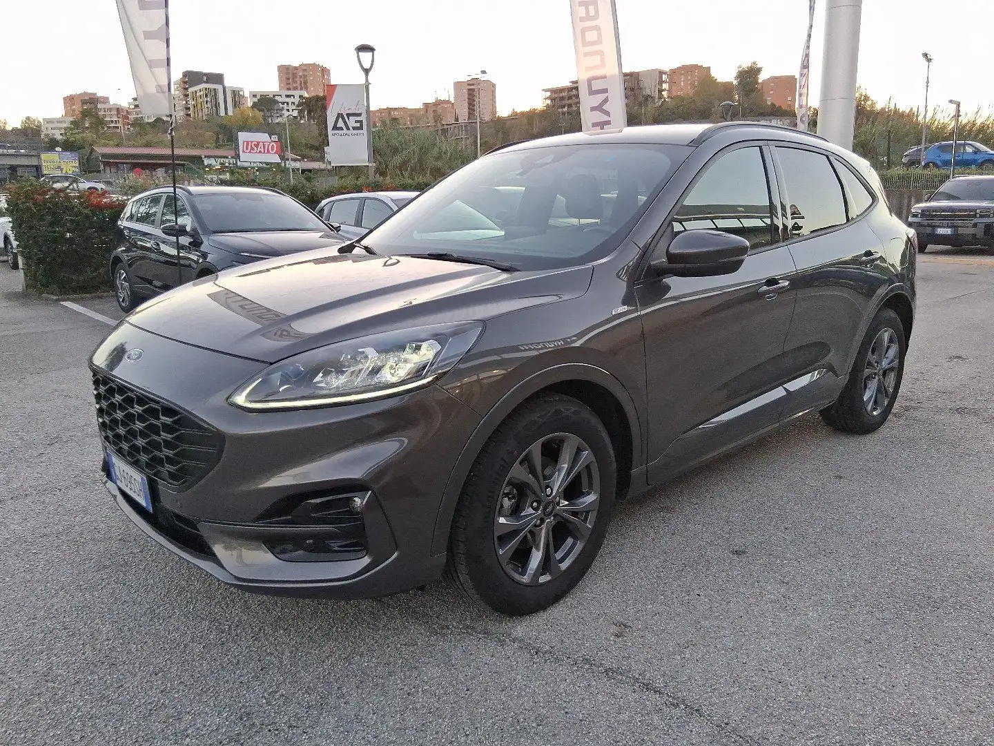 Ford Kuga Kuga 2.5 Full Hybrid 190 CV CVT 2WD ST-Line X Gris - 1