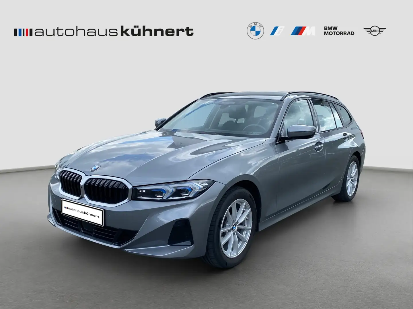BMW 318 i Touring LED ACC SpurAss 360° AHK Navi RFK Grigio - 1