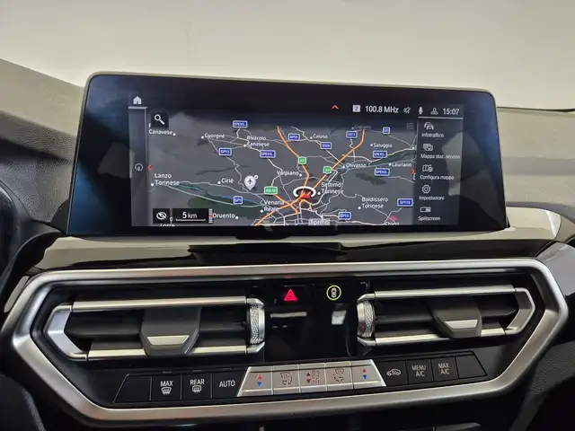 BMW X3 view 13