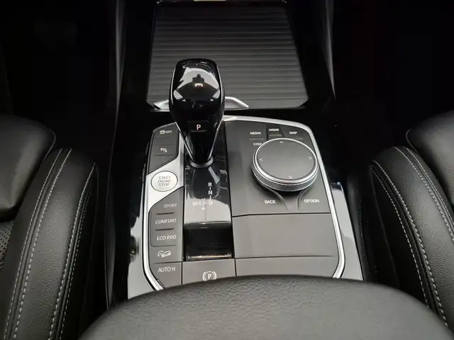 BMW X3 view 12