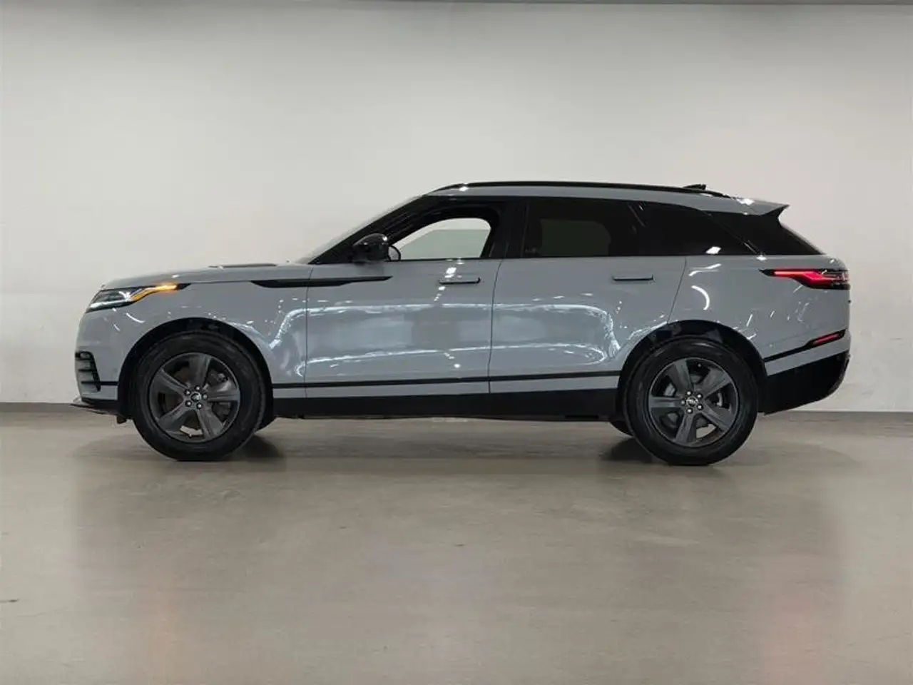 Land Rover Range Rover Velar снимка Land Rover Range Rover Velar