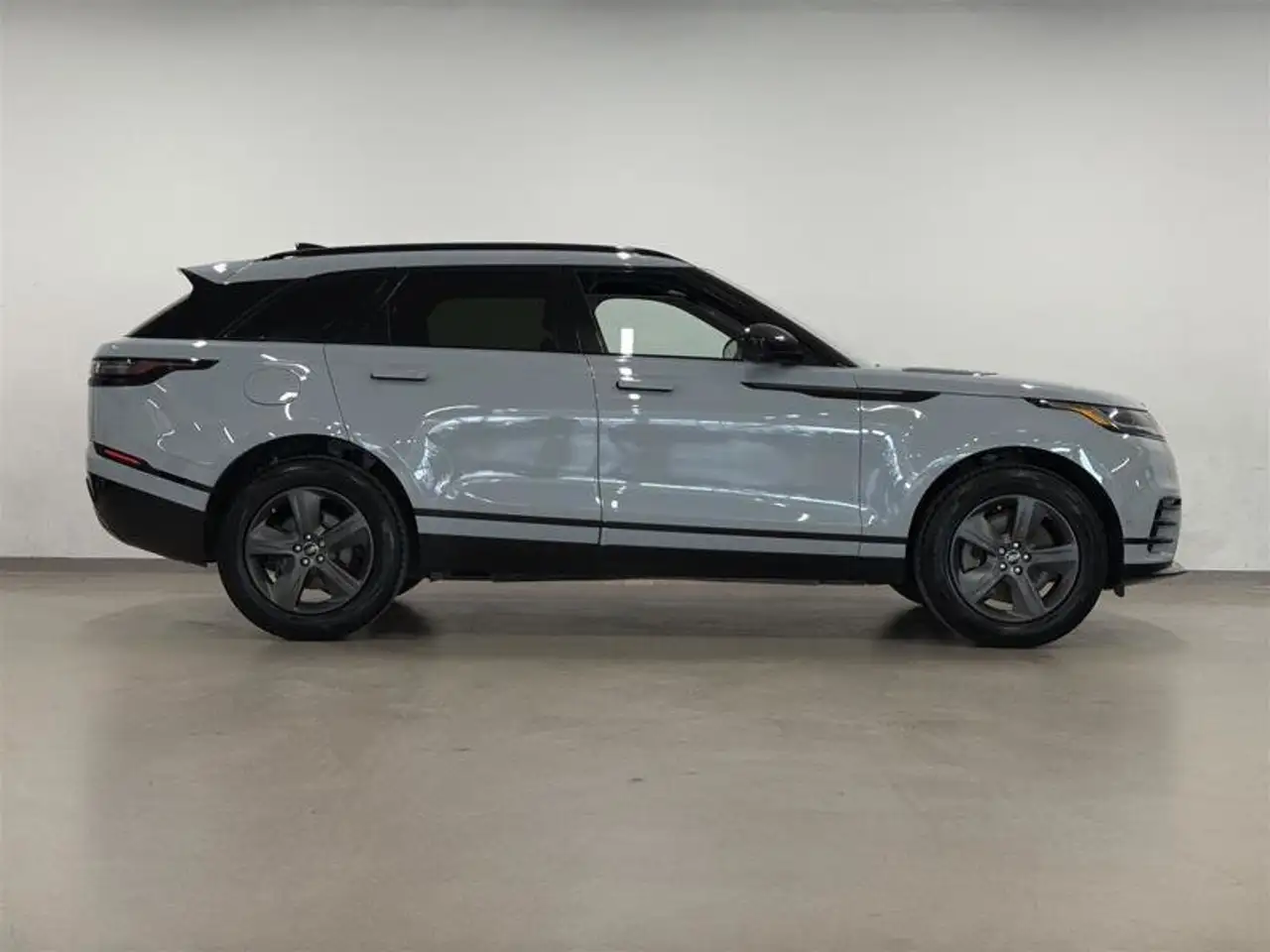 Land Rover Range Rover Velar снимка Land Rover Range Rover Velar