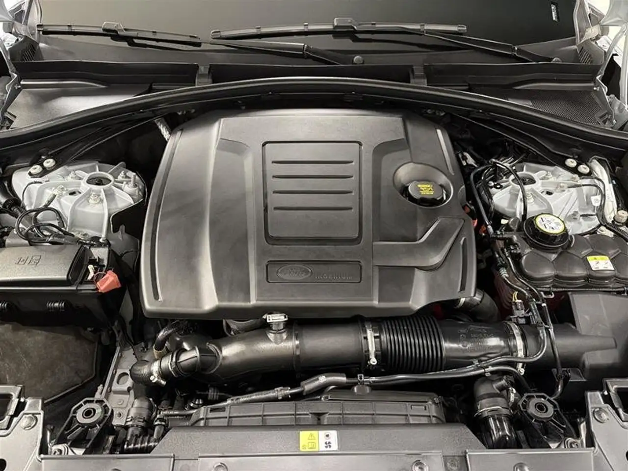 Land Rover Range Rover Velar снимка Land Rover Range Rover Velar