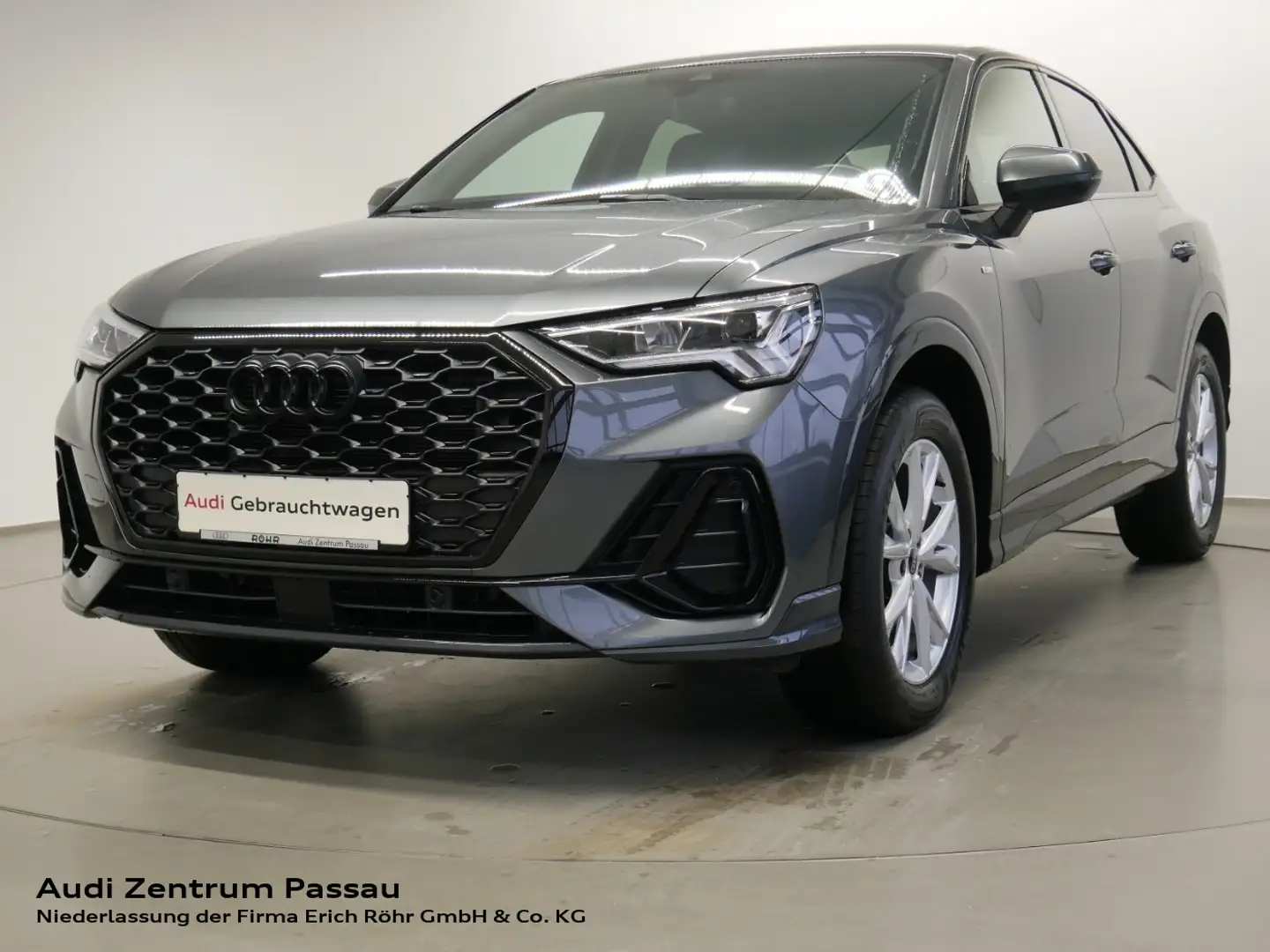 Audi Q3 Sportback 35 TFSI S line LED virt. Cock. PDC+ GRA Gris - 1