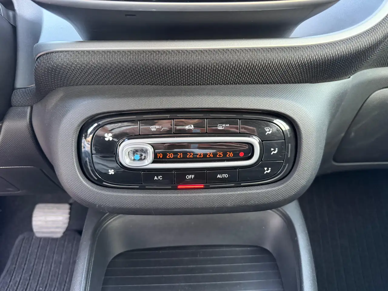 smart forTwo 2022 — фото 12