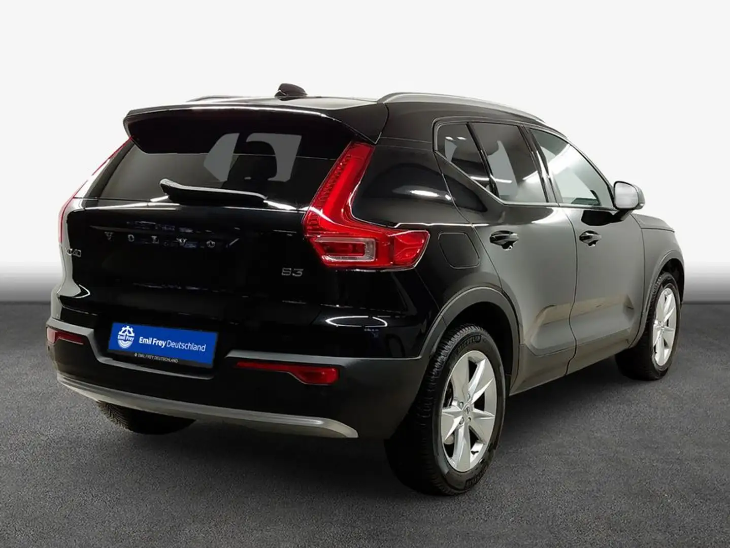 Volvo XC40 XC40 B3 B DKG Core Schwarz - 2